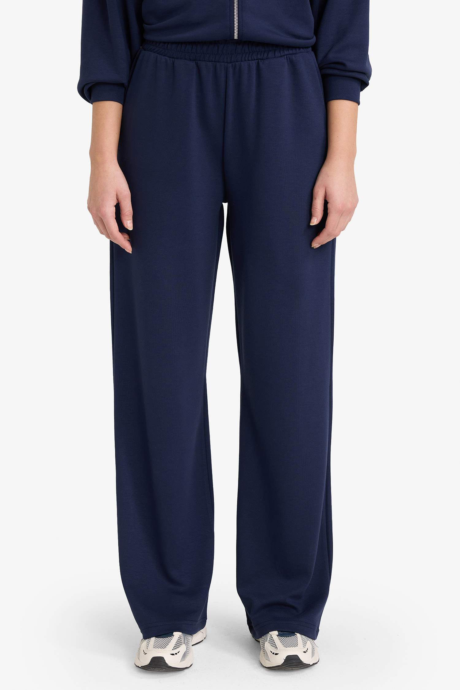 Straight Fit Basic Düz Geniş Paça Eşofman Altı