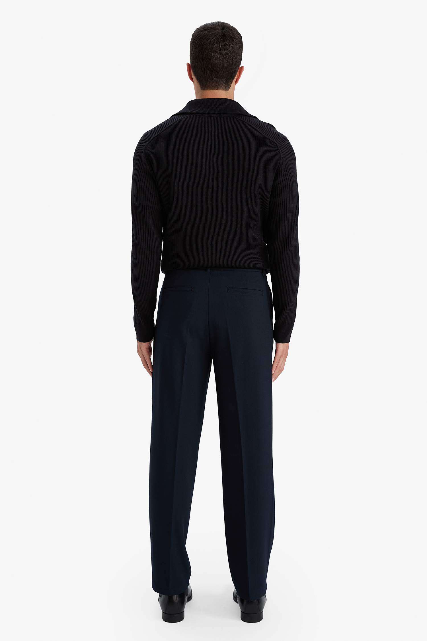 Düz Paça Cepli Pantolon