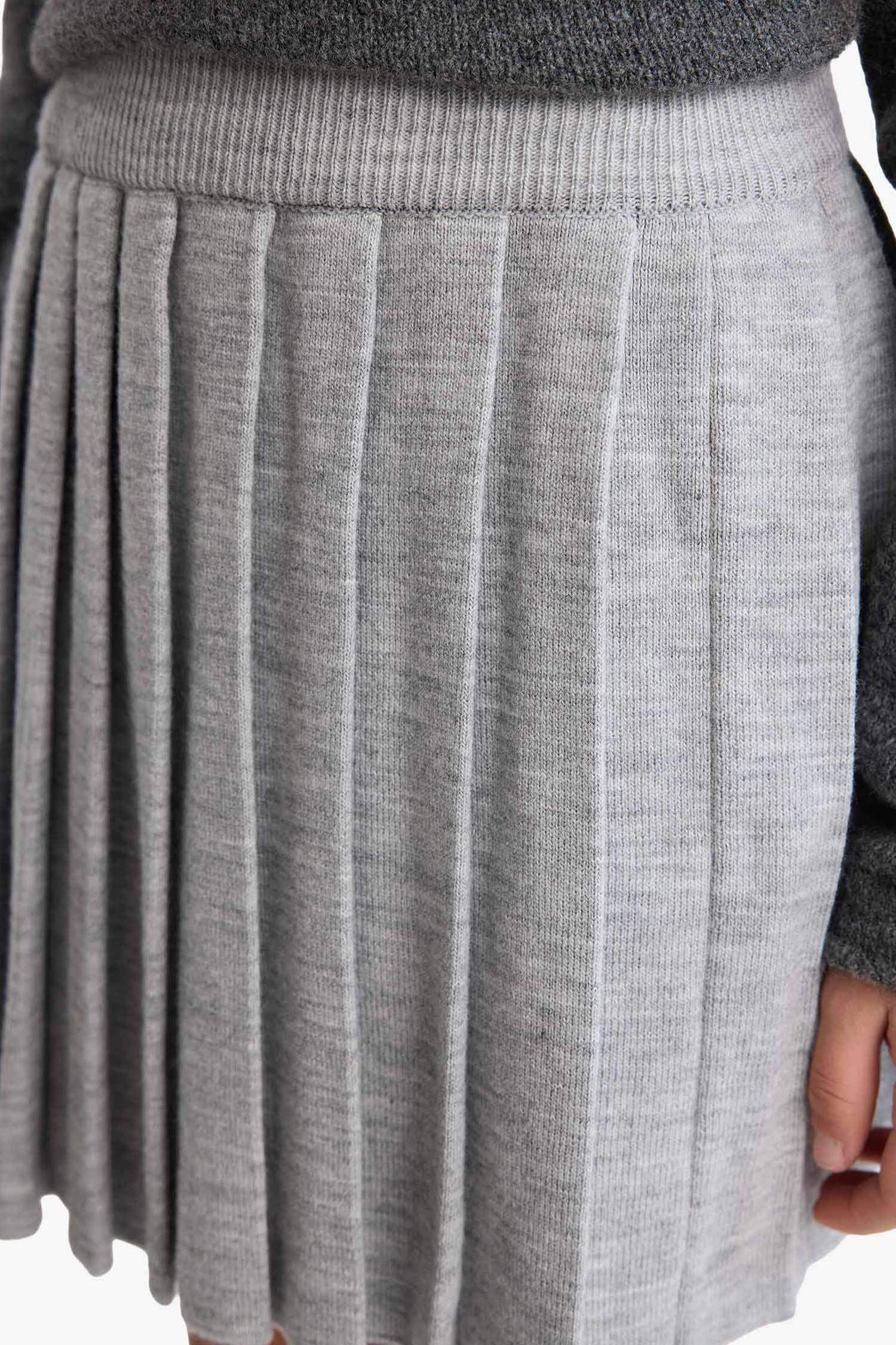 Kız Çocuk Pileli Etek