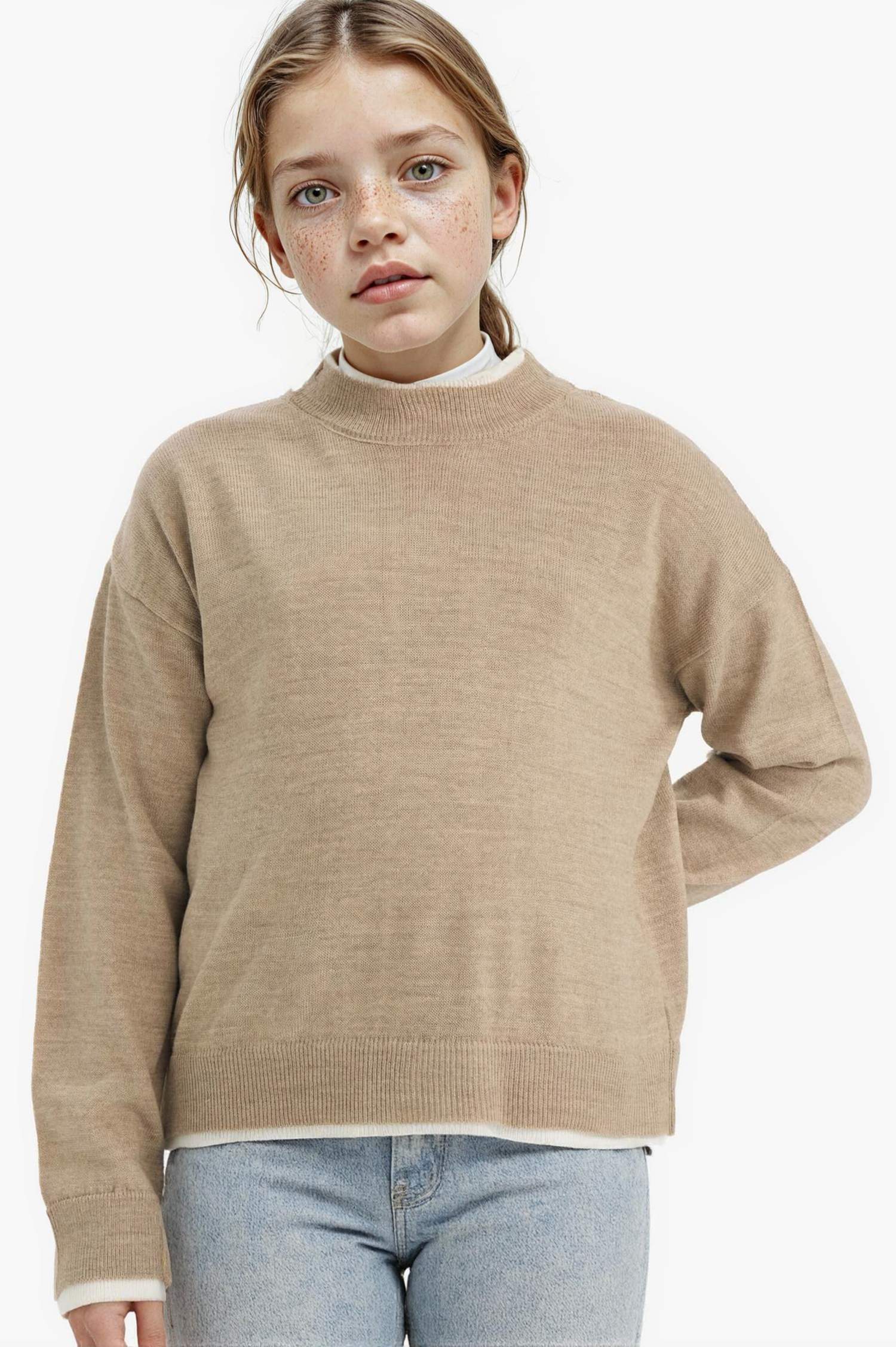 بلوز صوف بناتي قصة عادية بياخة مستديرة