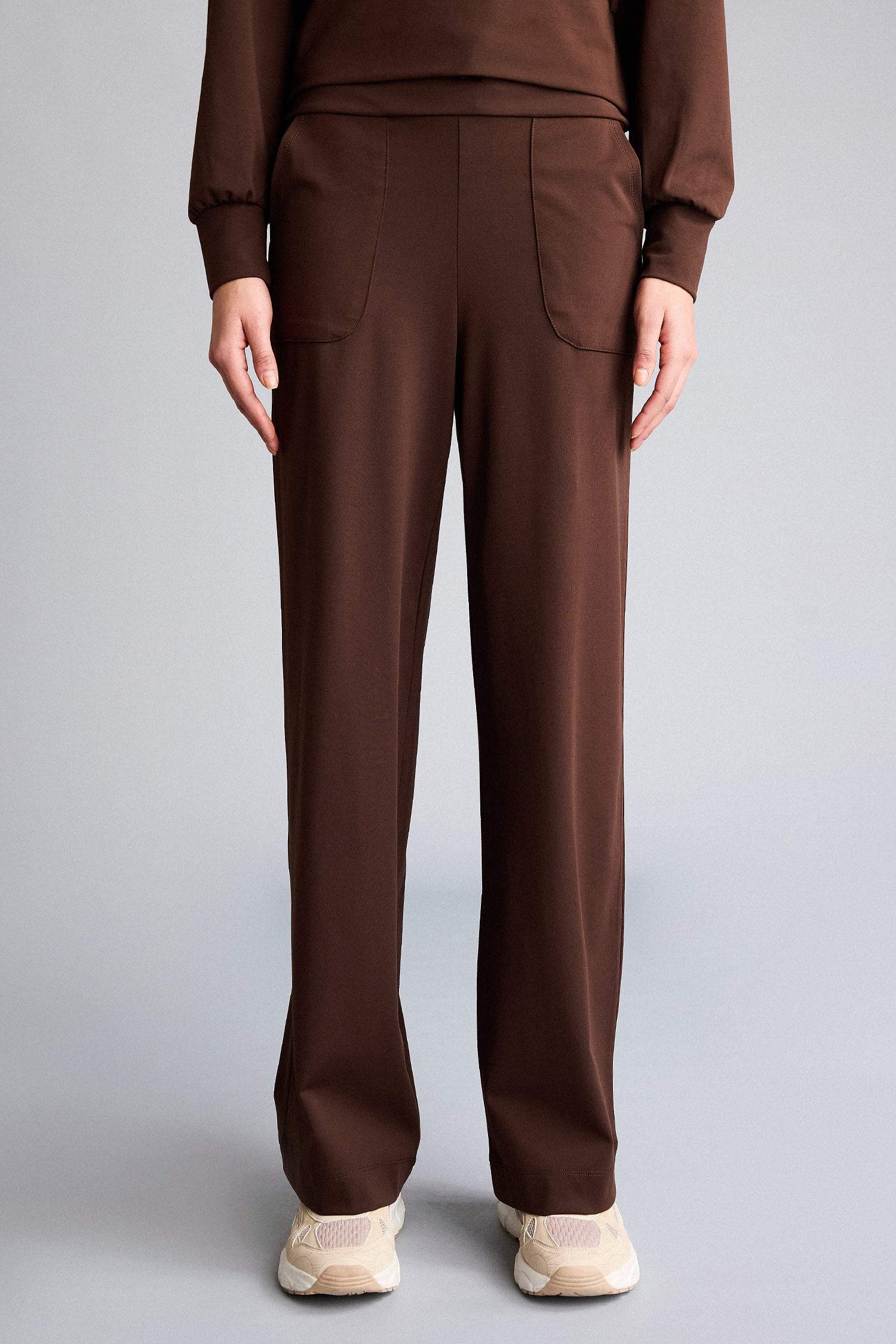 Wide Leg Long Pocketed Sports Pants