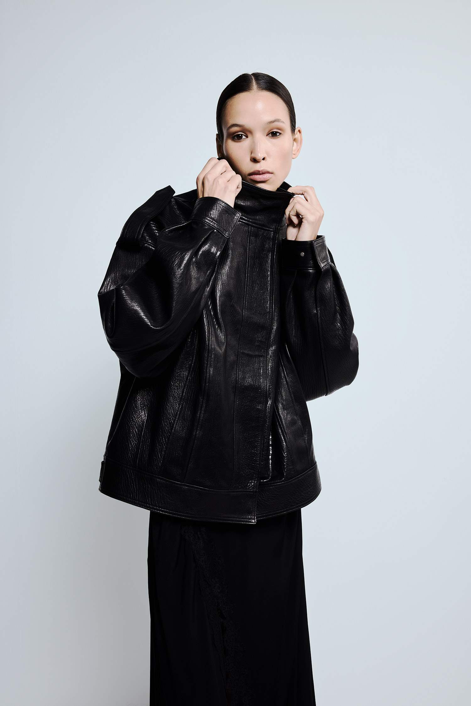 %100 Deri Oversize Geniş Kalıp Dik Yaka Fermuarlı Mont