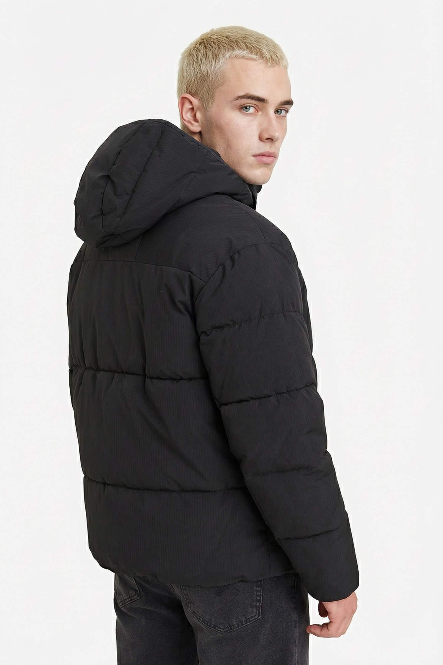 Regular Fit Su Geçirmez Mont