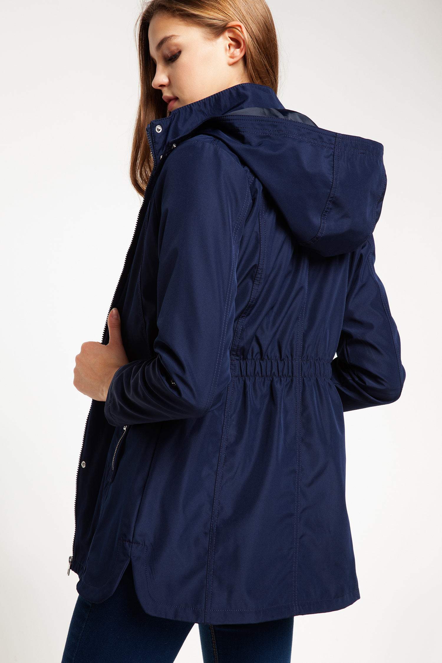 Defacto Kapüşonlu Parka. 3