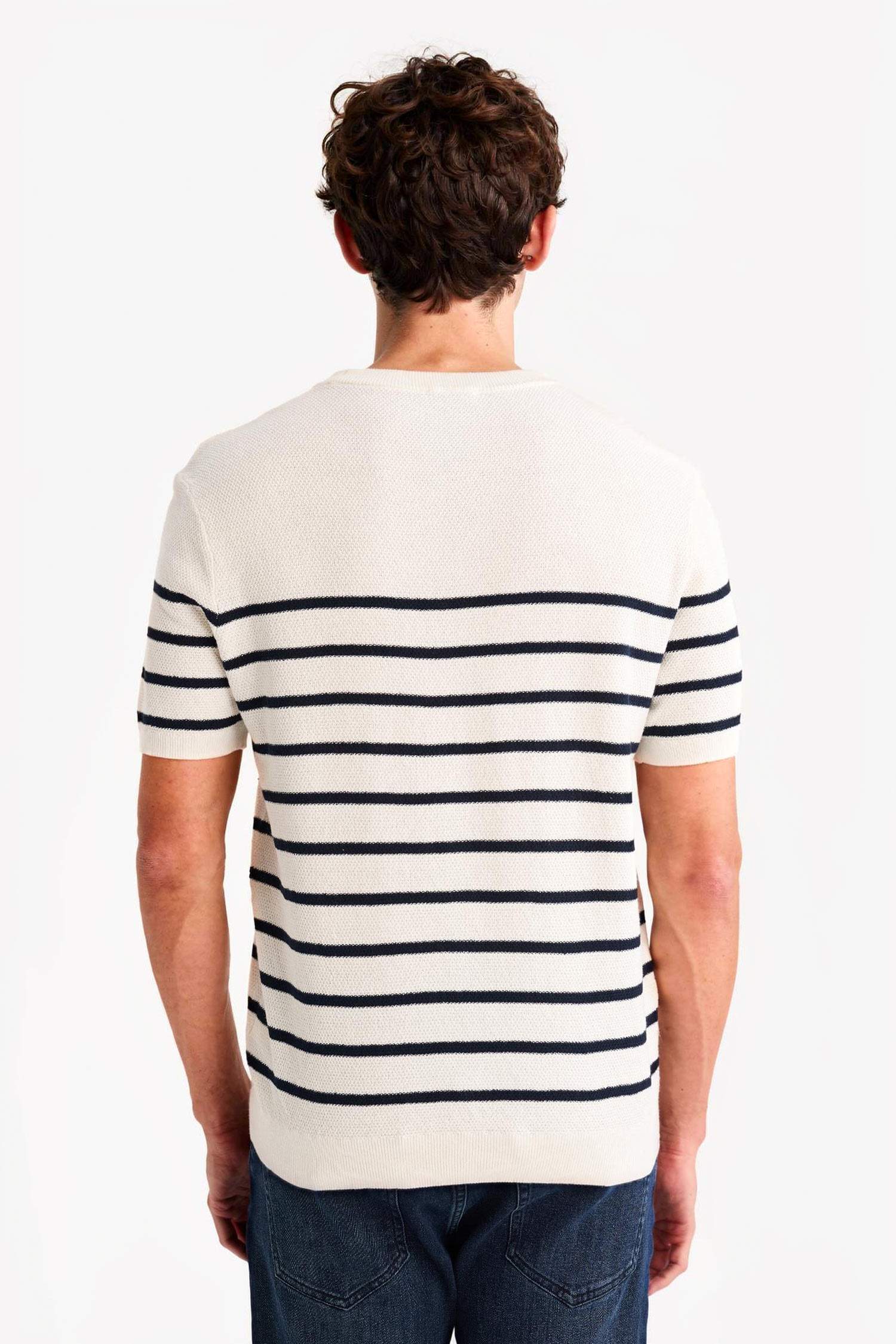 Standart Fit қысқа жеңді футболка