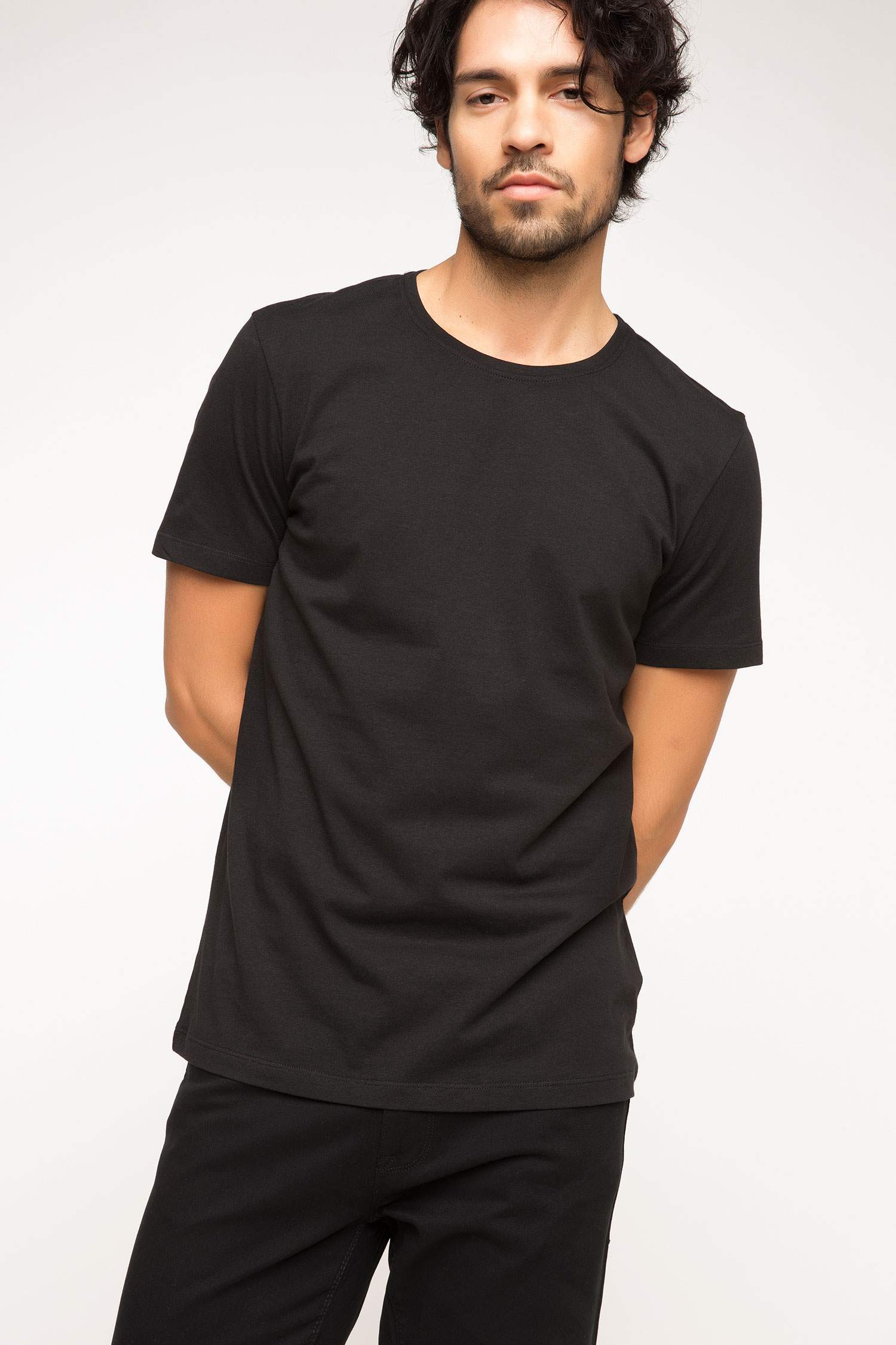 Defacto Bisiklet Yaka Basic T-shirt. 1
