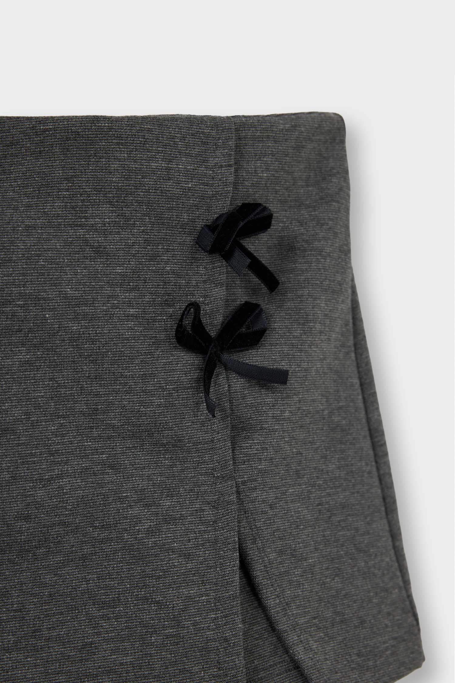 Kız Bebek Fiyonk Detaylı Şort Etek