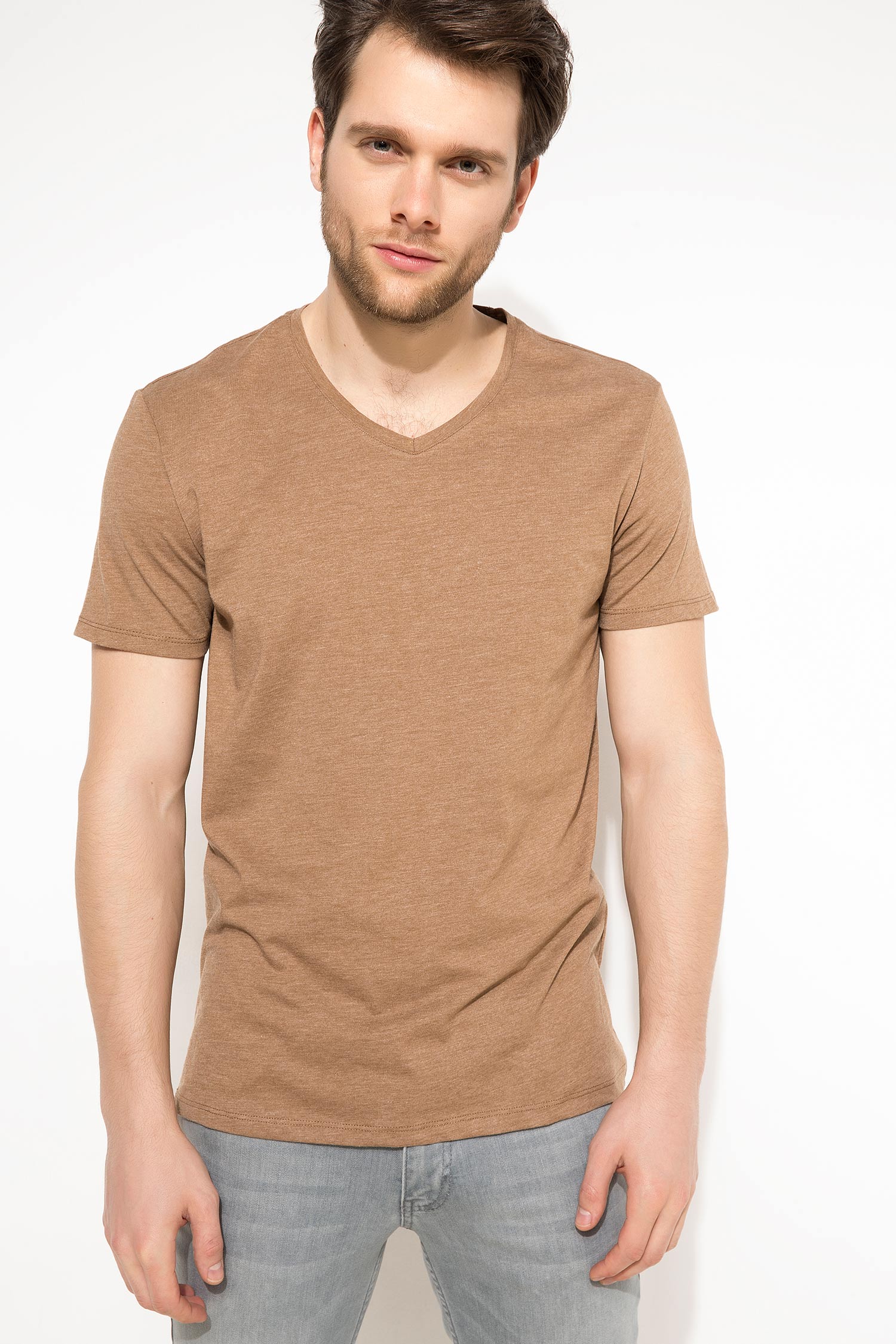 Defacto Basic V Yaka T-shirt. 1