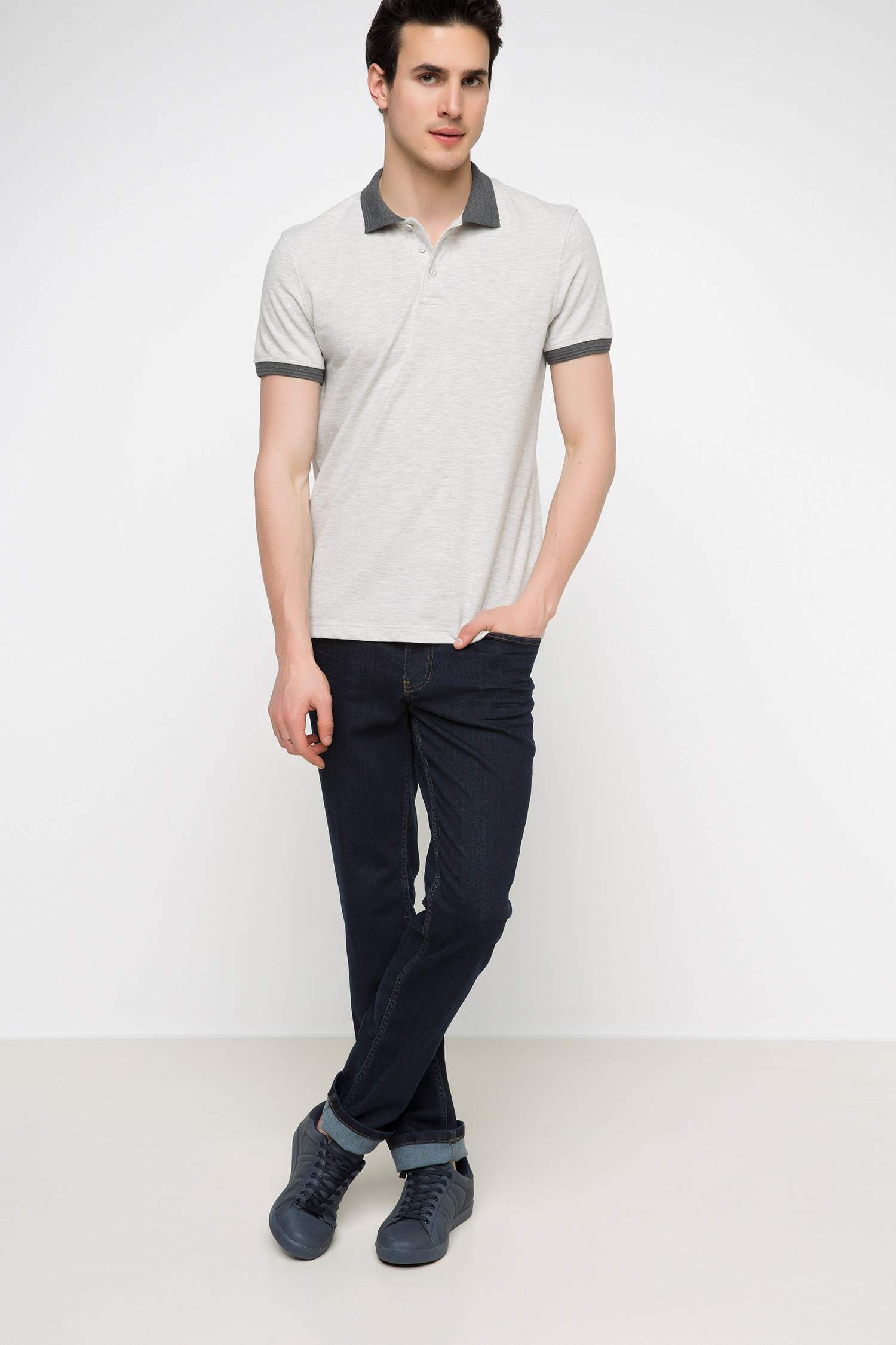Defacto Basic Slim Fit Polo T-shirt. 2
