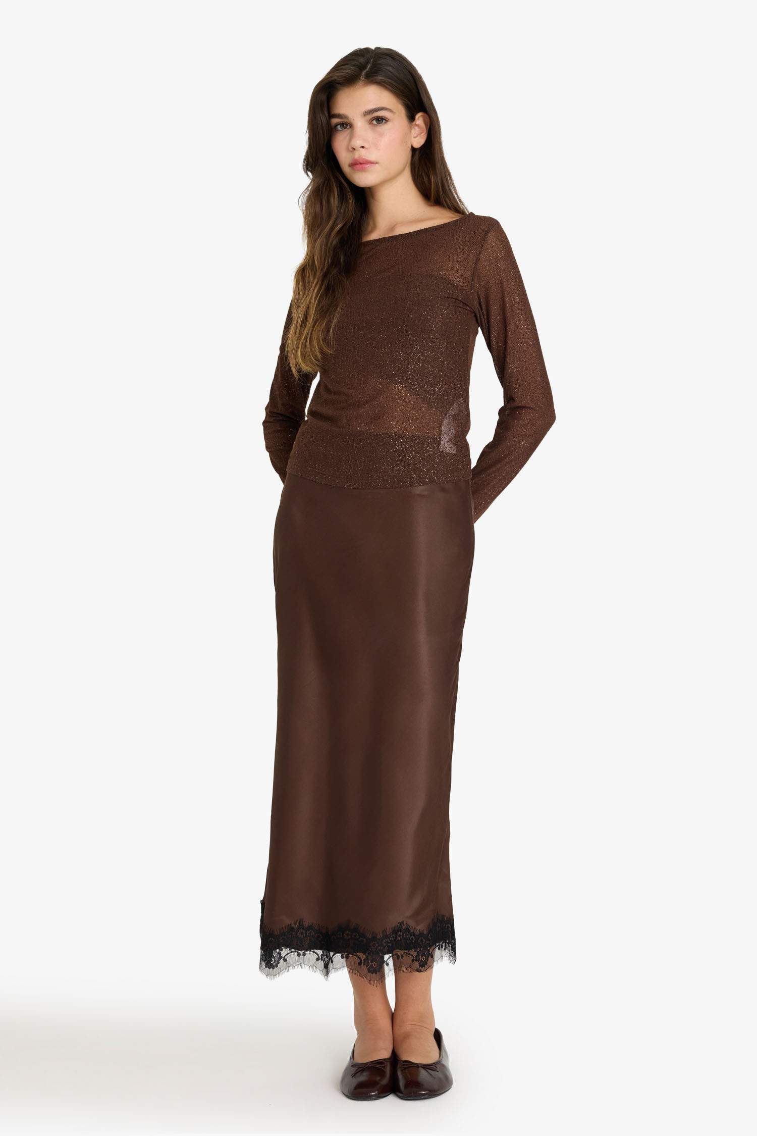 Fitted Kayık Yaka Simli Kumaş Uzun Kollu Bluz