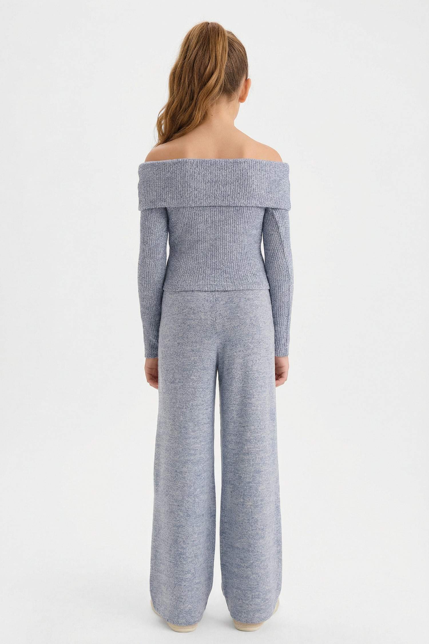 Kız Çocuk 2'li Takım Omzu Açık Bluz Geniş Bol Paça Pantolon