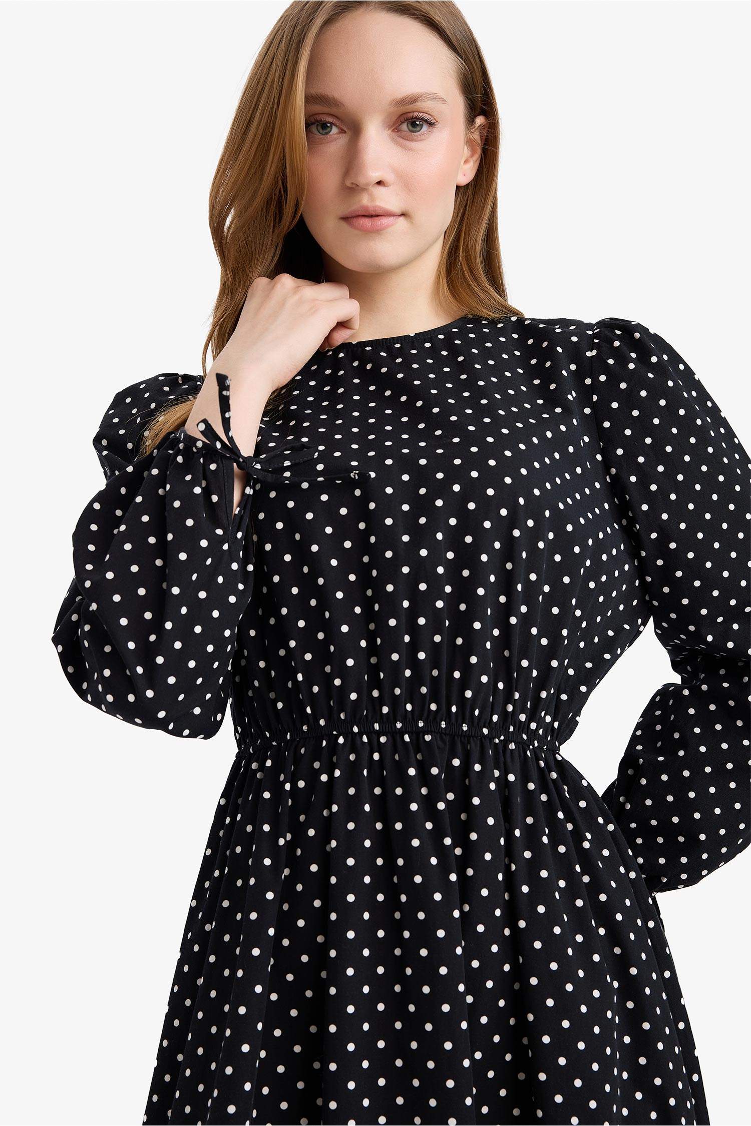 فستان بوبلين ردن طويل مطبوع وياخة مستديرة