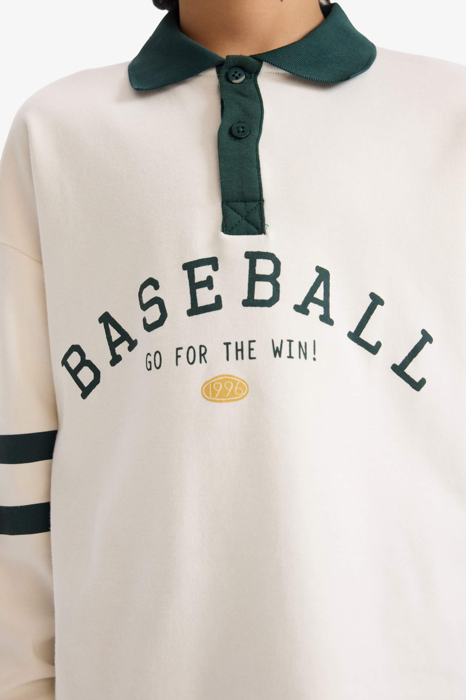 Erkek Çocuk Oversize Geniş Kalıp Polo Yaka Baskılı Uzun Kollu Tişört