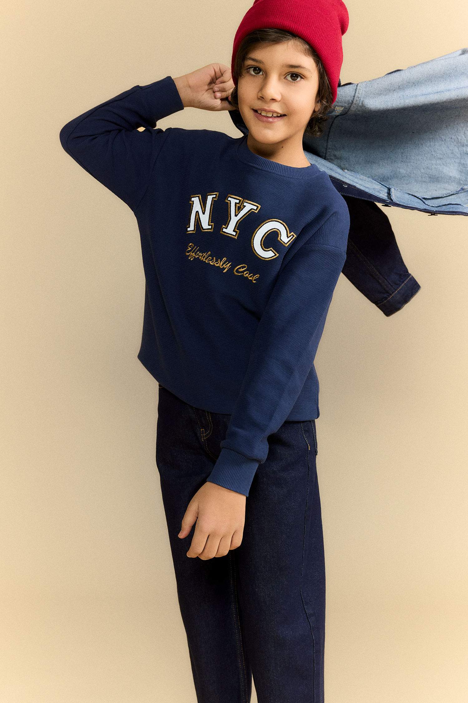 تيشيرت ردن طويل ولادي اوفر سايز بياخة مستديرة