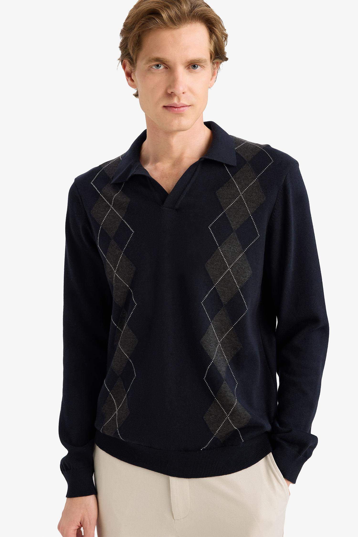 Standart Fit Bisiklet Yaka Baklava Desenli Triko Kazak