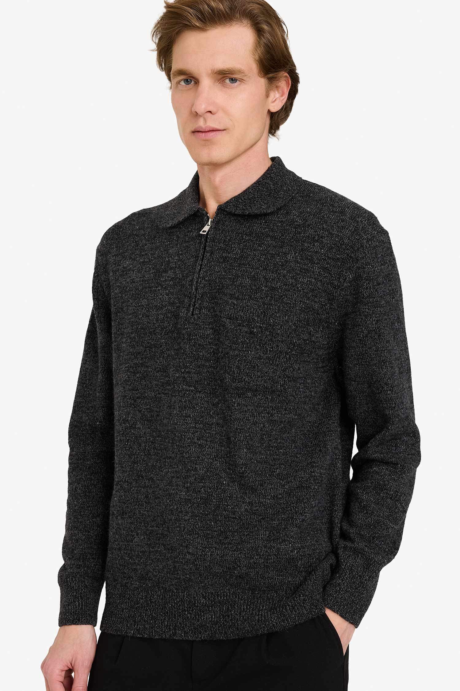 Standart Fit Polo Yaka Yarım Fermuarlı Triko Kazak