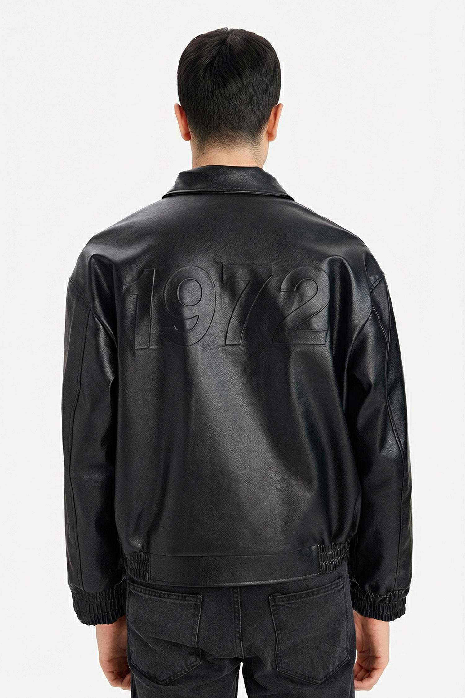 جاكيت جلد صناعي اوفر سايز بياخة قميص