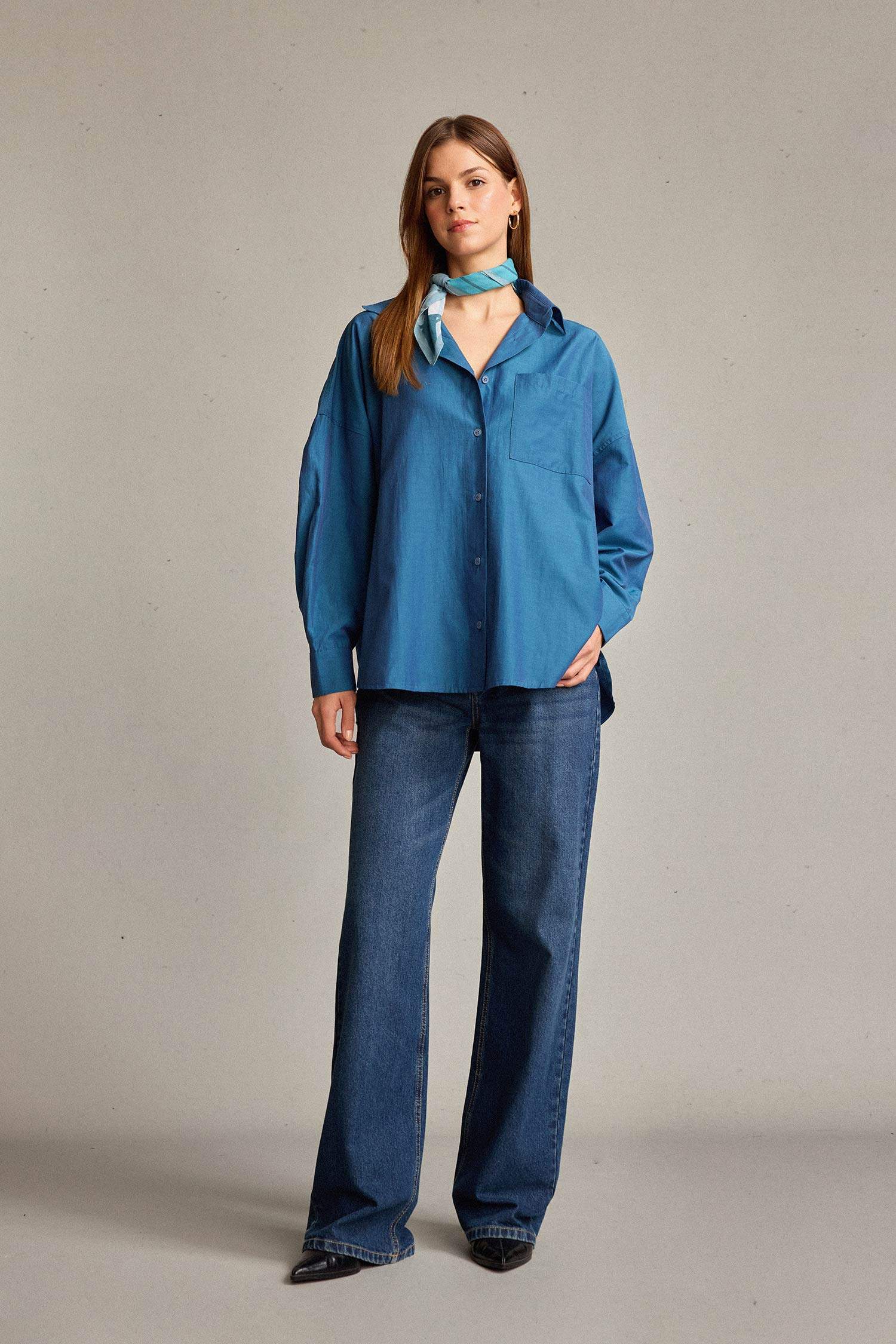 Oversize Geniş Kalıp Uzun Kollu Gömlek