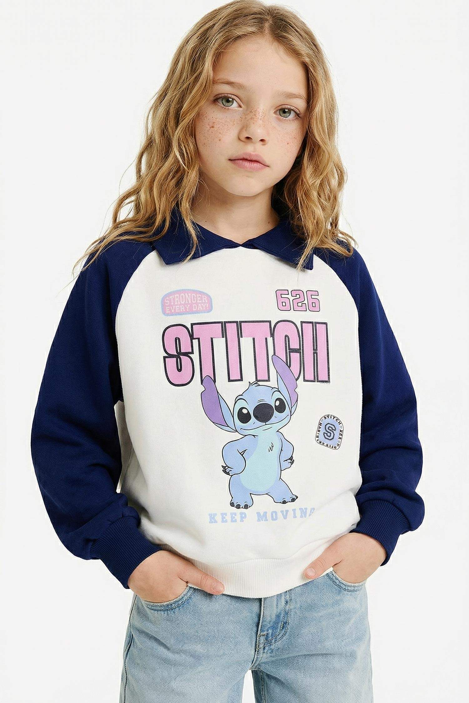 Kız Çocuk Disney Lilo & Stitch Oversize Geniş Kalıp Polo Yaka İçi Yumuşak Tüylü Sweatshirt