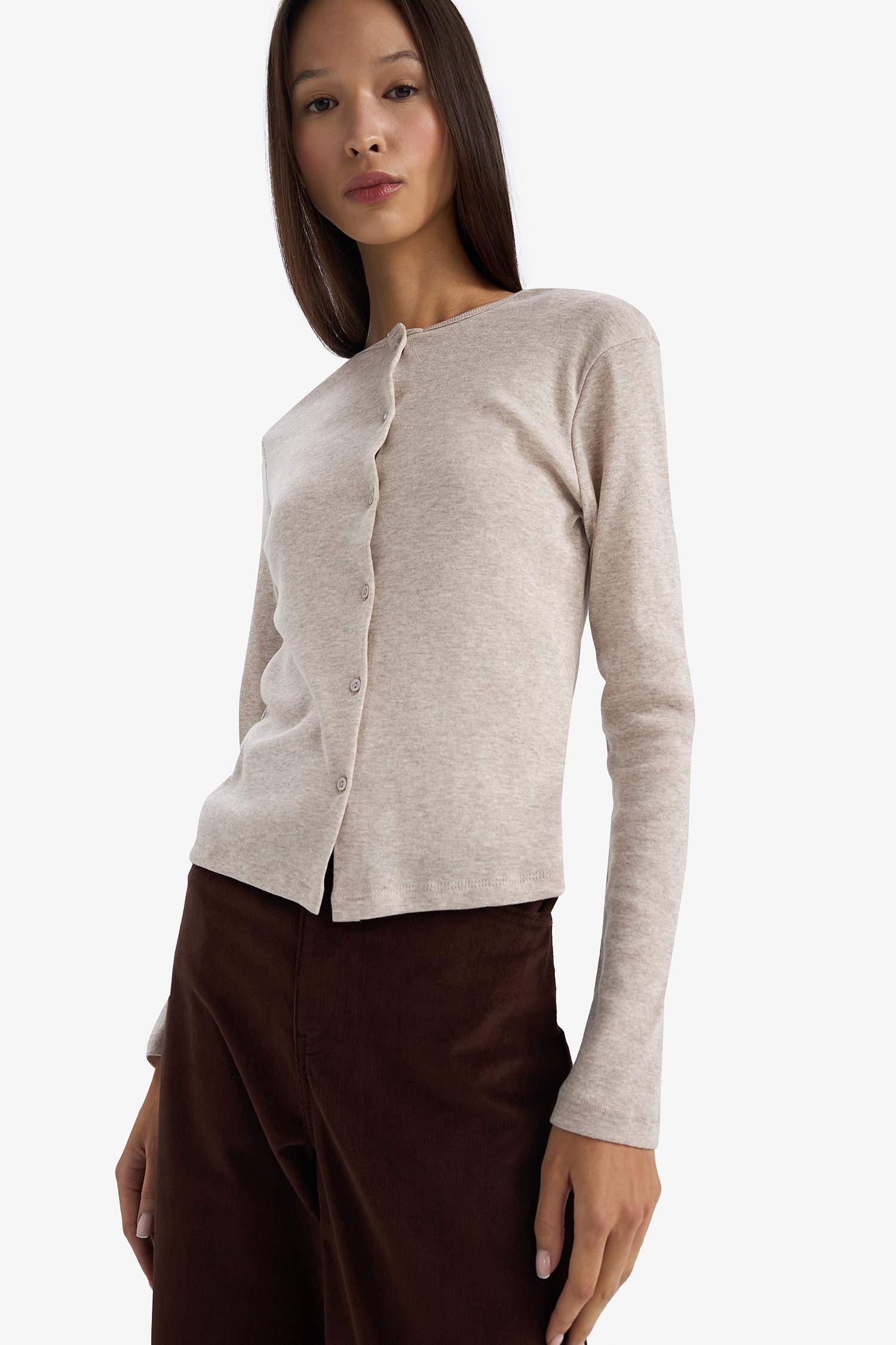 Slim Fit Dar Kesim V Yaka Ribana Uzun Kollu Tişört