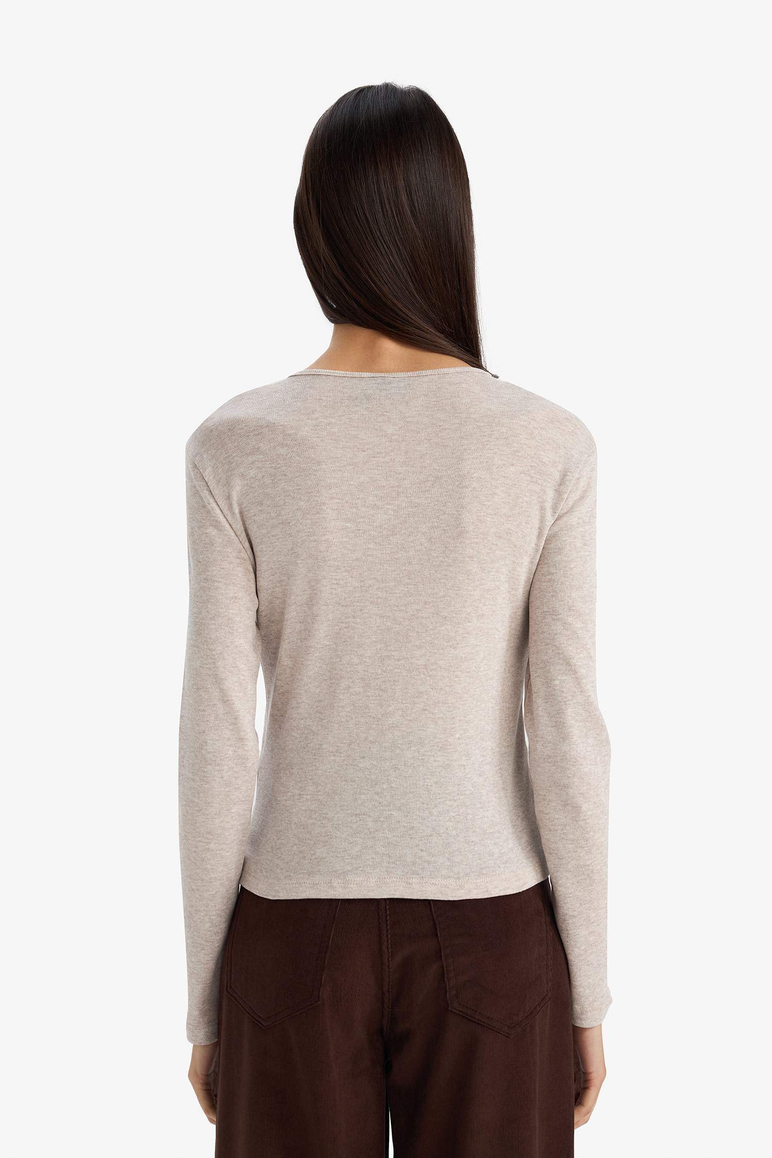 Slim Fit Dar Kesim V Yaka Ribana Uzun Kollu Tişört