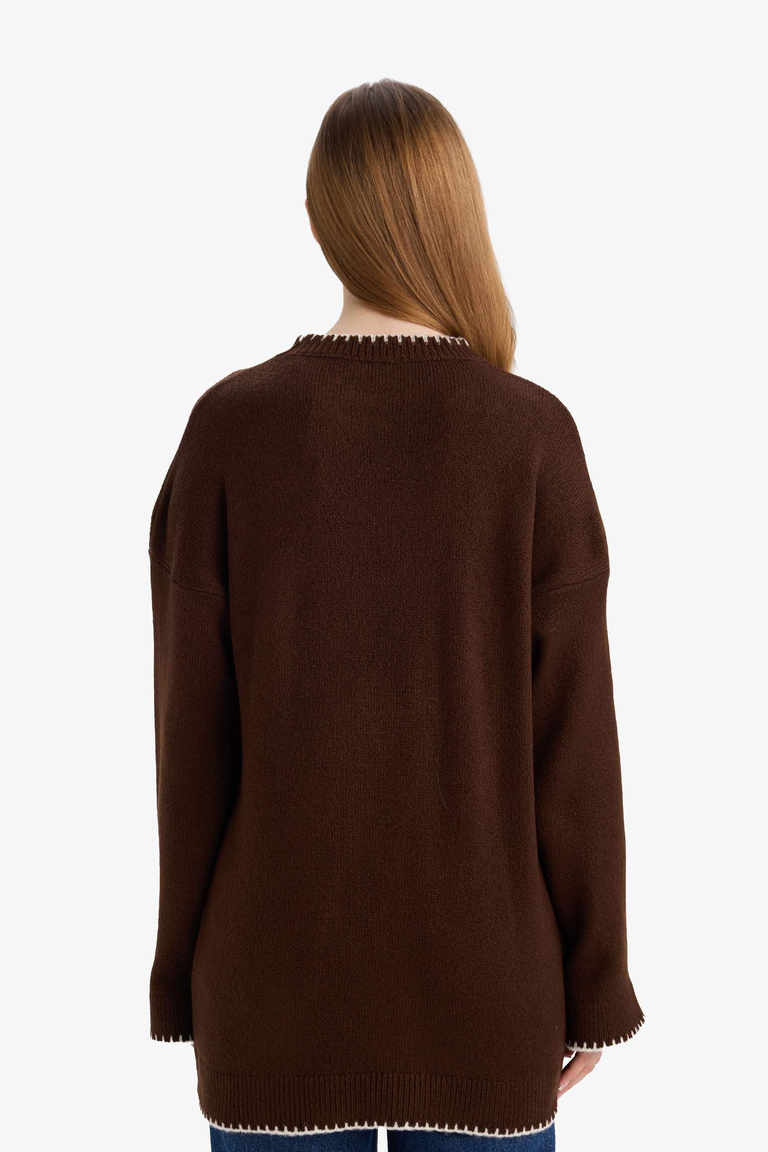 بلوز صوف تريكو قصة عادية وياخة مستديرة