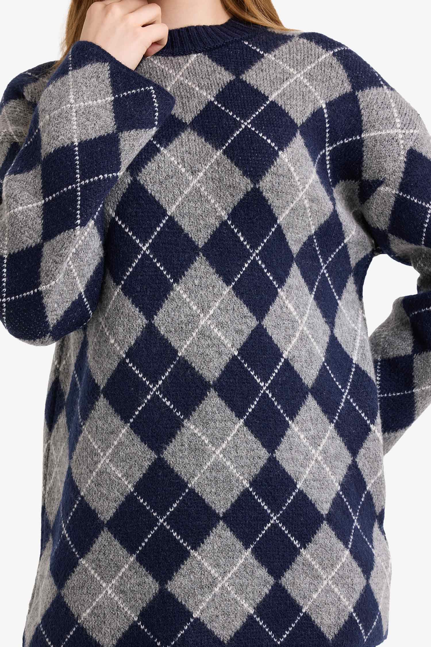 Regular Fit Bisiklet Yaka Baklava Desenli Triko Kazak Tunik