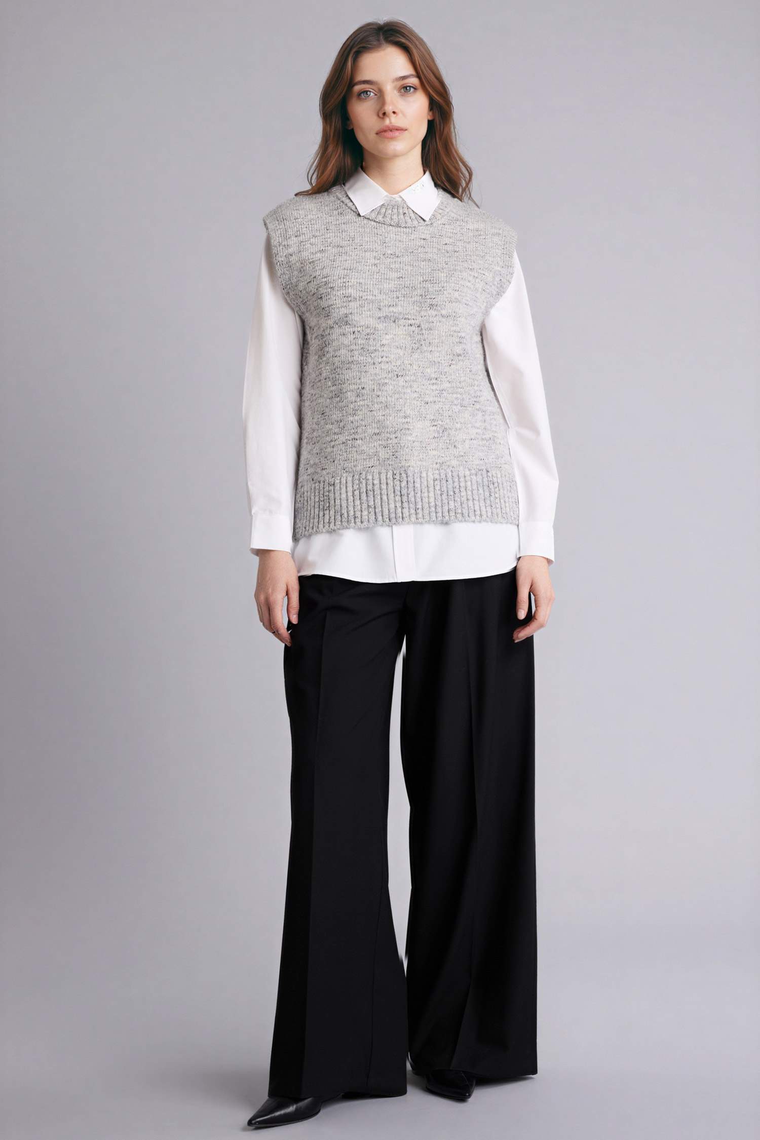 فيست تريكو قصة عادية بياقة مستديرة