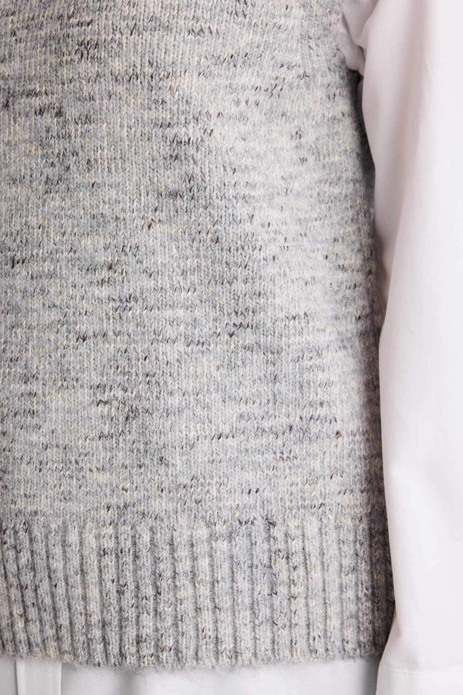 فيست تريكو قصة عادية بياقة مستديرة