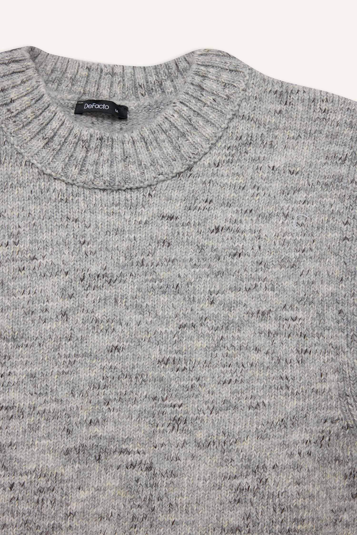 فيست تريكو قصة عادية بياقة مستديرة