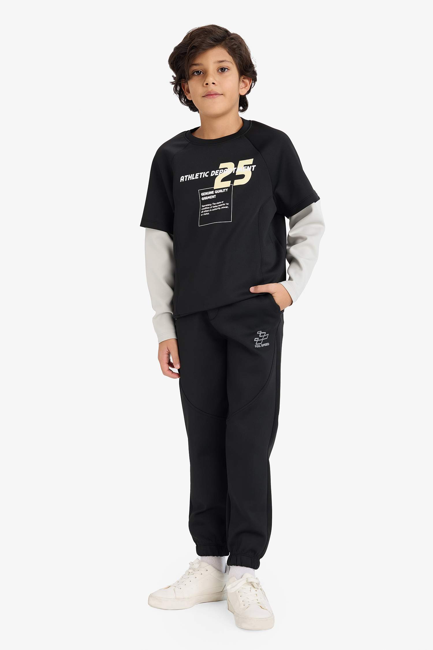 بنطرون بجامة رياضي بطبعة شعار قماش سكوبا قصة عادية