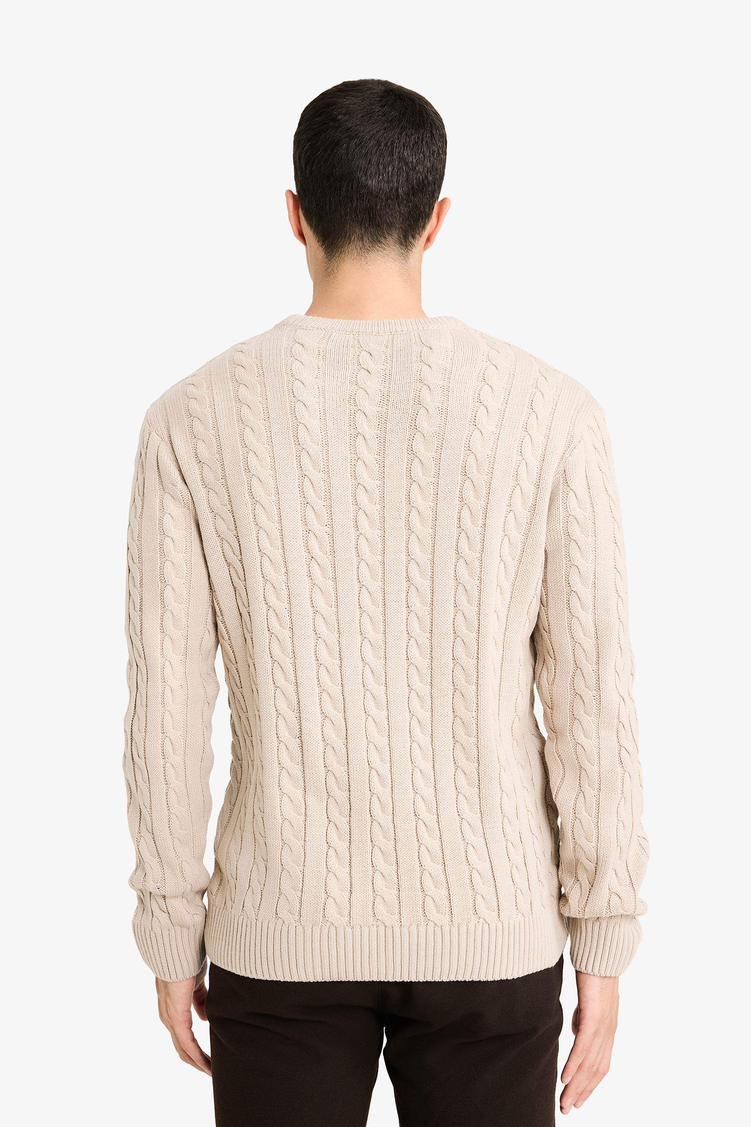 Standart Fit Bisiklet Yaka Saç Örgülü Triko Kazak