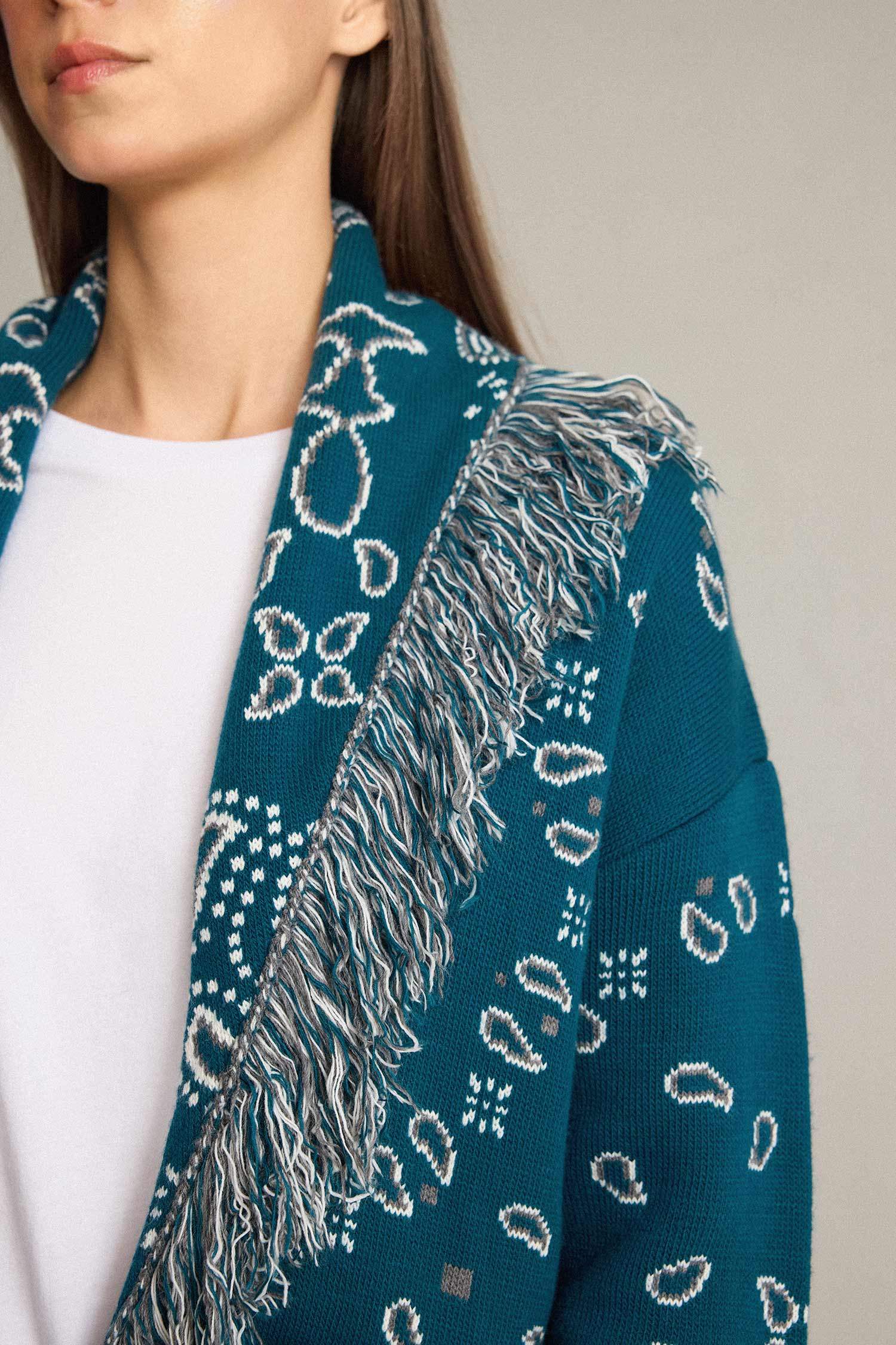 Oversize Geniş Kalıp Püskül Detaylı Triko Hırka