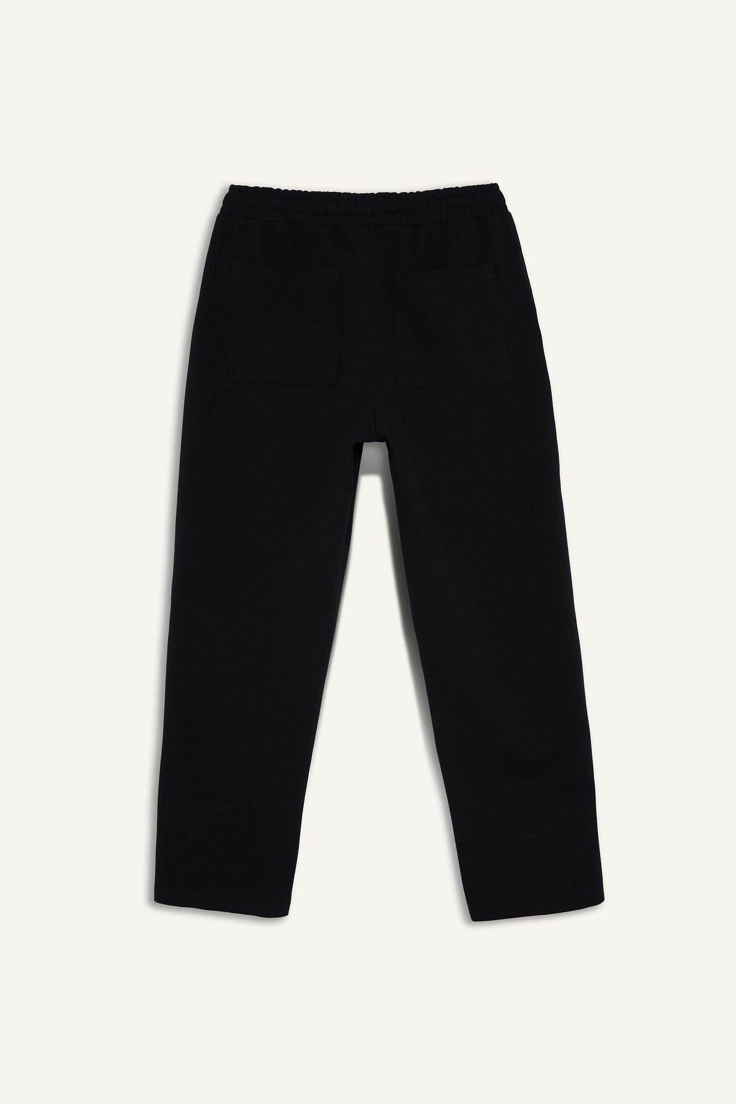 بنطرون قصة مريحة