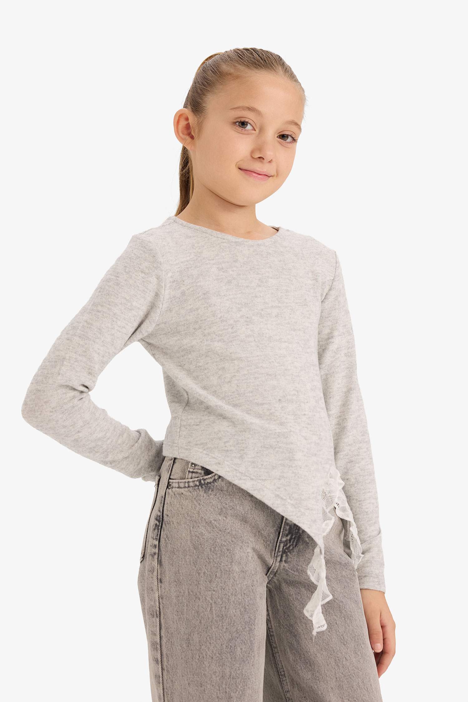 Kız Çocuk Slim Fit Dar Kesim Dantel Detaylı Fitilli Kaşkorse Uzun Kollu Tişört