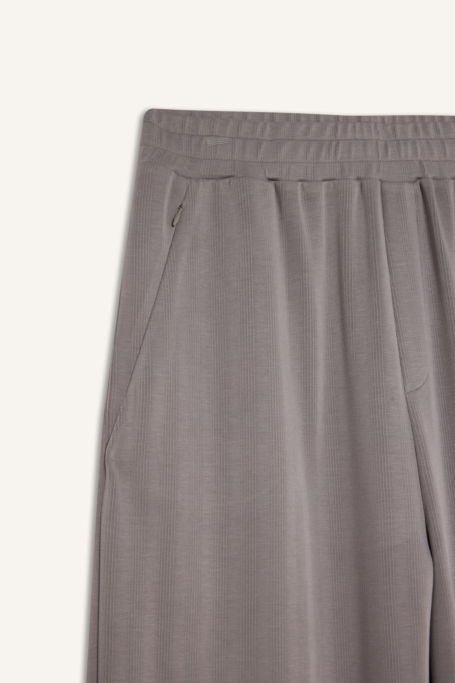 DeFacto Ultra Yumuşak Baggy Fıt Jogger görsel 5