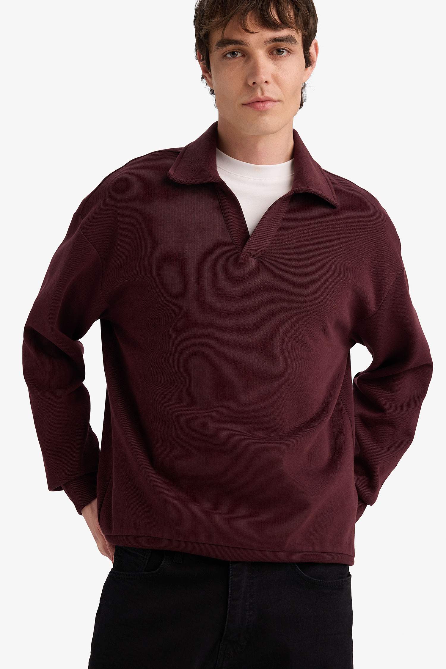 Boxy Fit Long Sleeve Sweatshirt