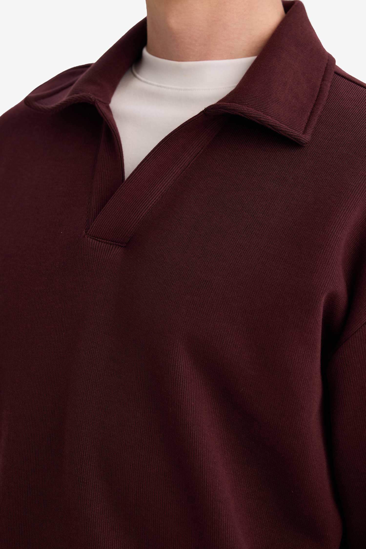Boxy Fit Long Sleeve Sweatshirt