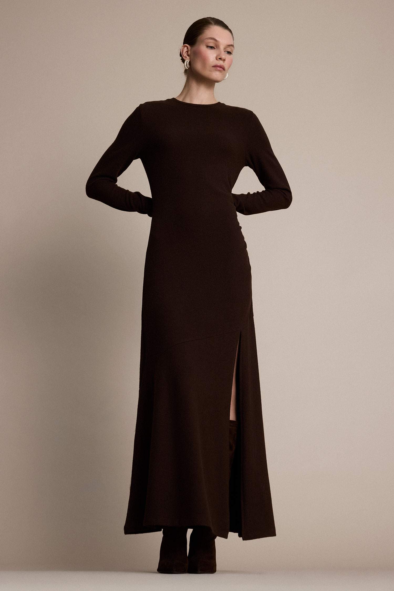 Bisiklet Yaka Yırtmaçlı Uzun Kollu Midi Elbise