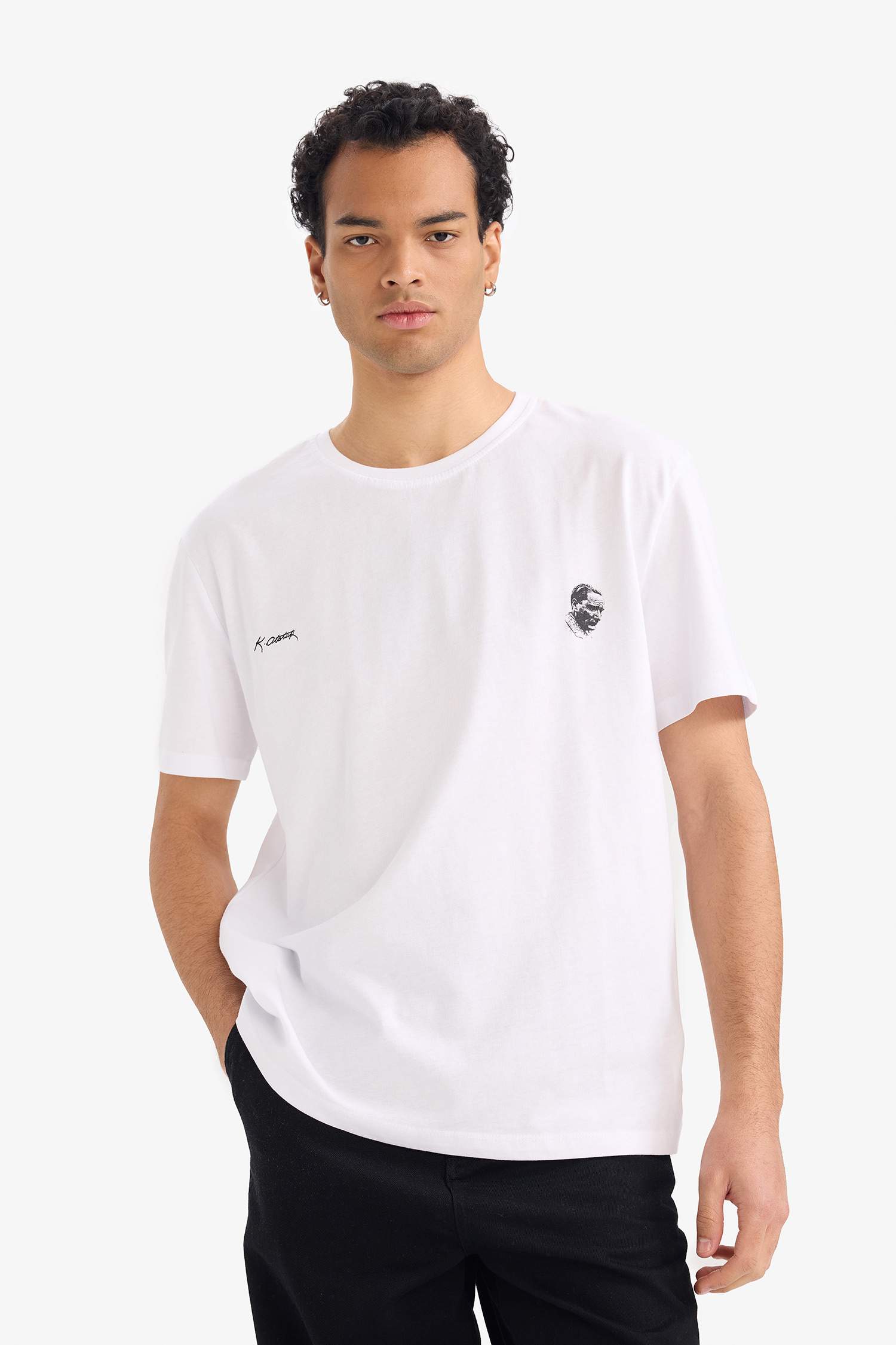 Regular Fit Atatürk Baskılı Kısa Kollu Tişört