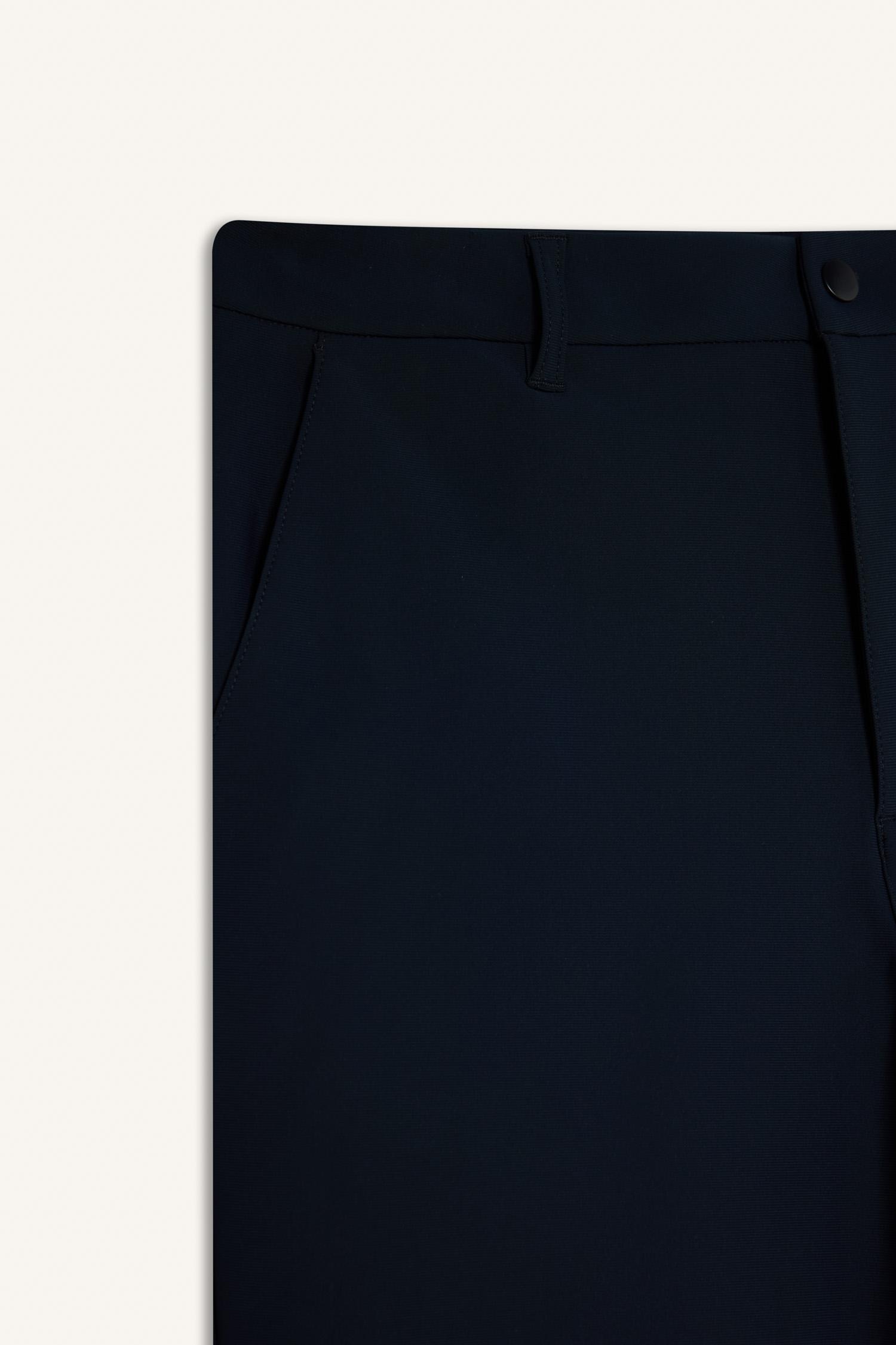 DeFacto Kırışmaz Regular Fit Klasik Düz Paça Pantolon görsel 5