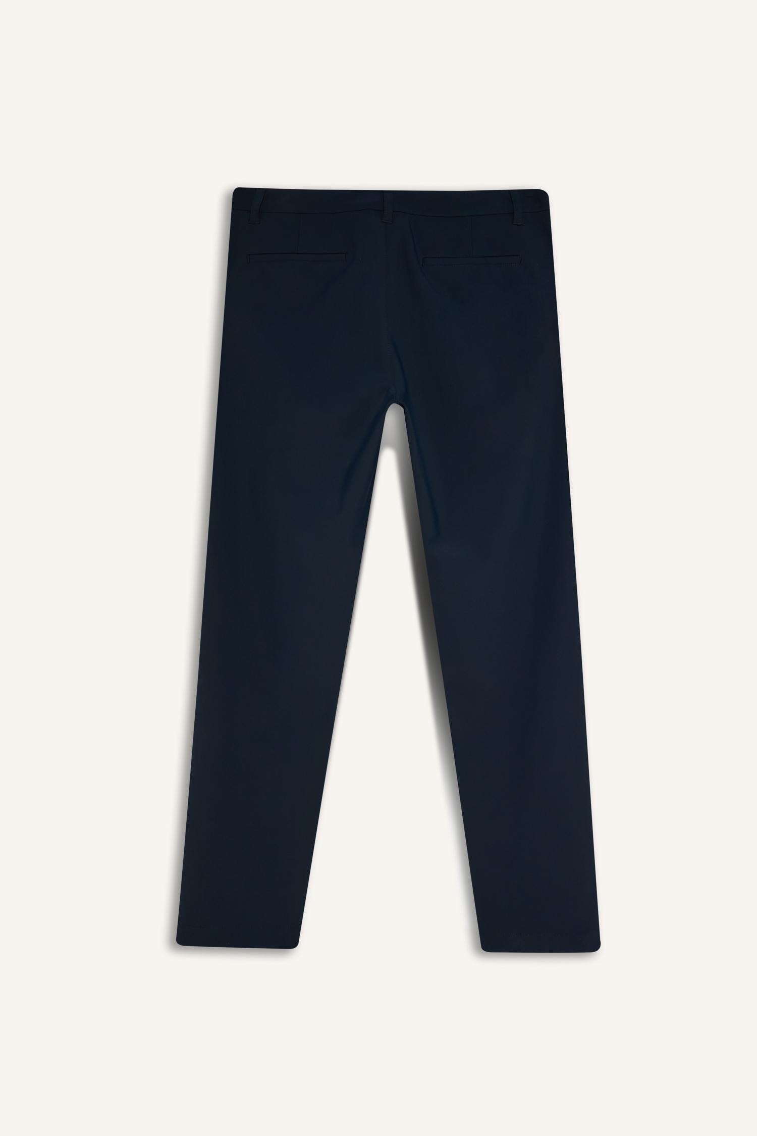DeFacto Kırışmaz Regular Fit Klasik Düz Paça Pantolon görsel 7