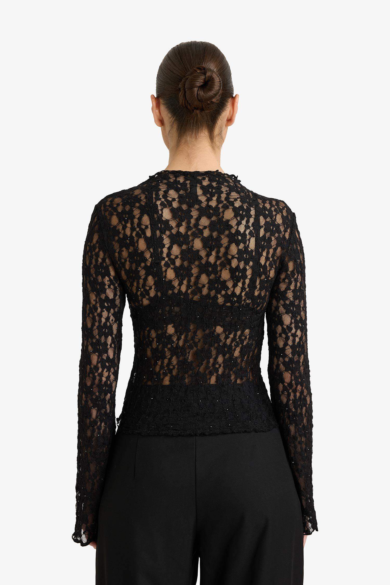 Slim Fit Dar Kesim Yarım Balıkçı Yaka Dantel Uzun Kollu Bluz