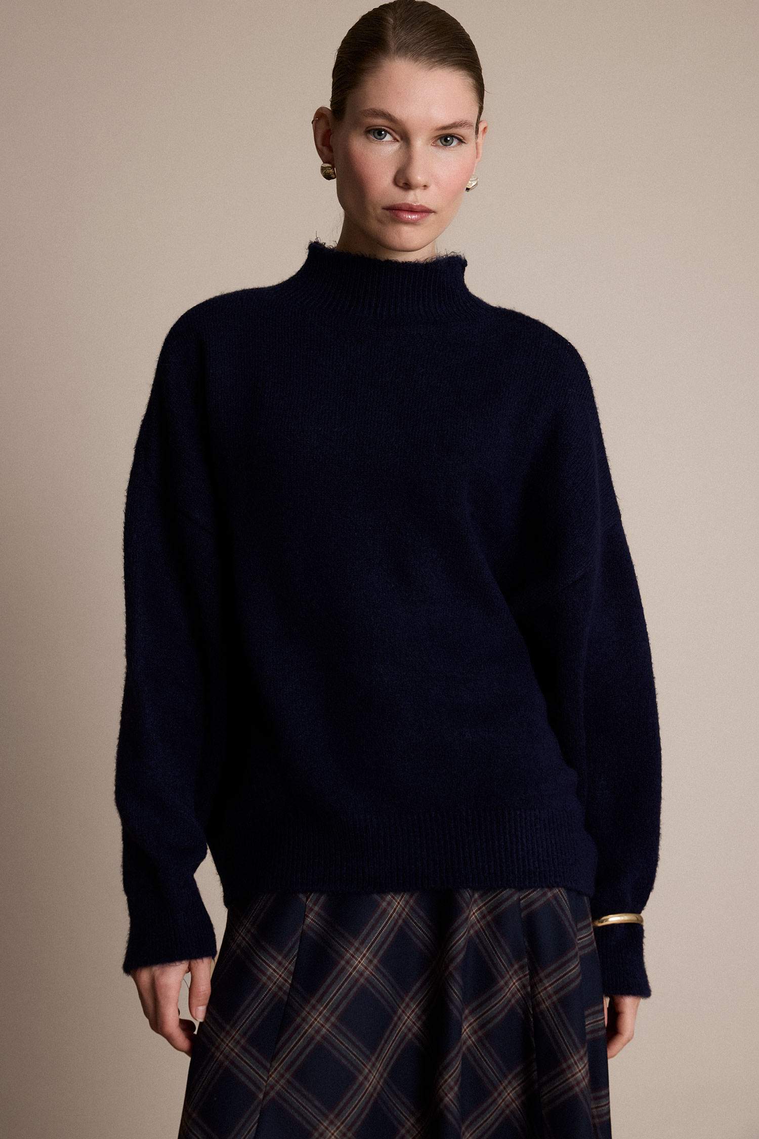 Oversize Geniş Kalıp Yarım Balıkçı Yaka Triko Kazak