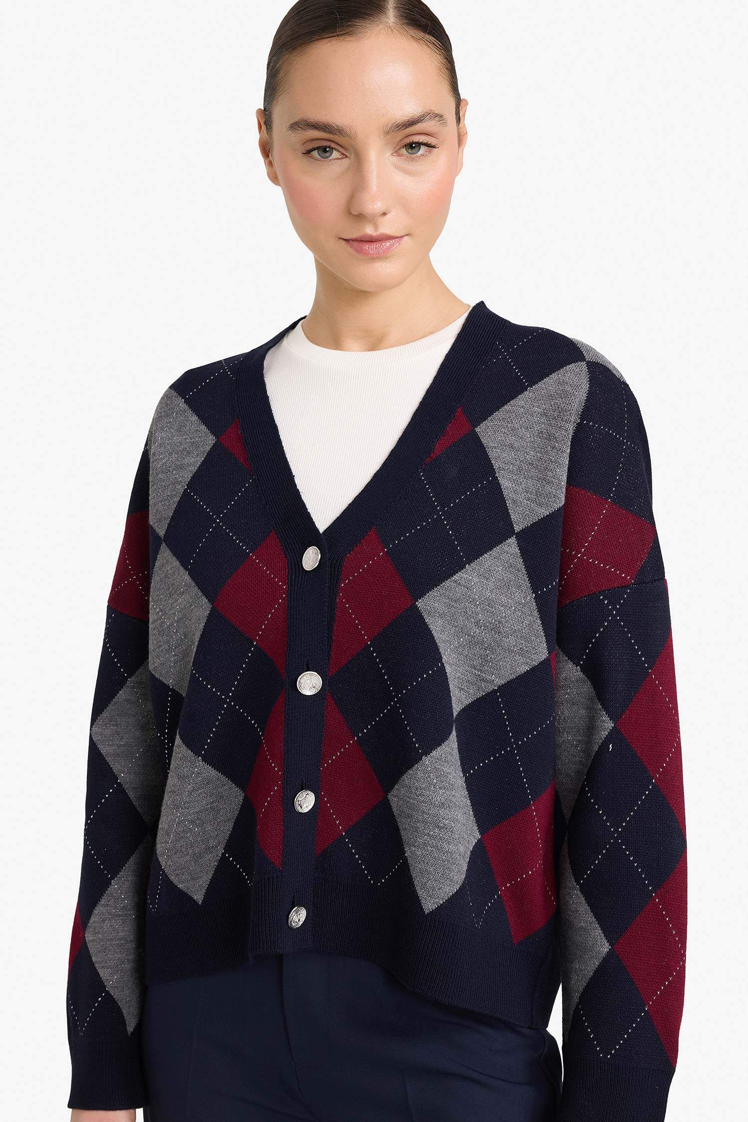 Regular Fit V Yaka Baklava Desenli Düğmeli Triko Hırka