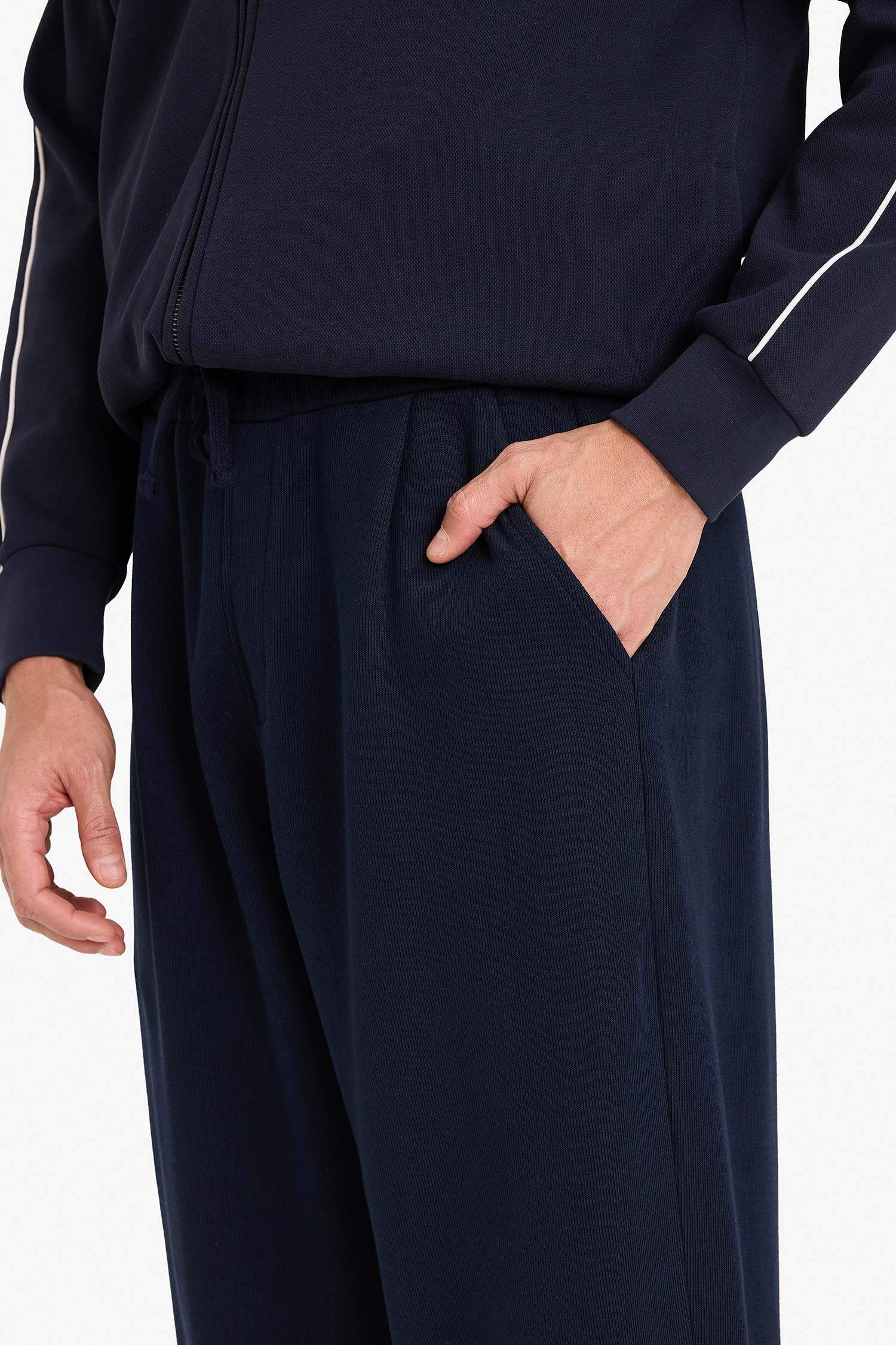 Barrel Fit Beli Bağcıklı Eşofman Altı