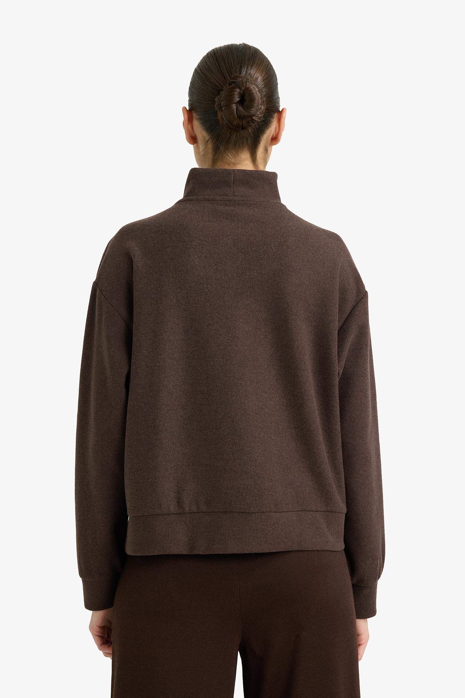 Regular Fit Yarım Fermuarlı Baskılı Sweatshirt