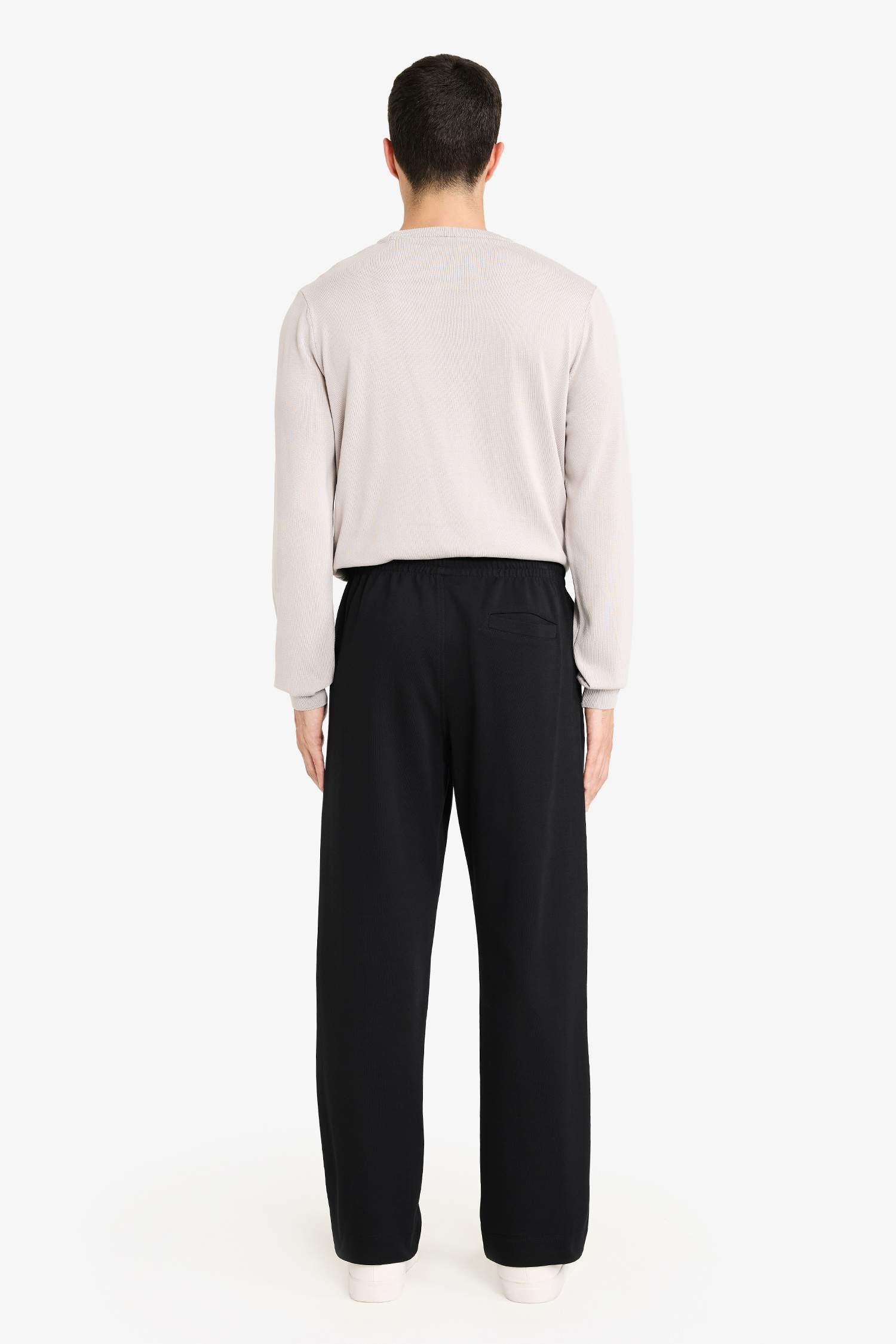 Beli Bağcıklı Düz Paça Eşofman Altı