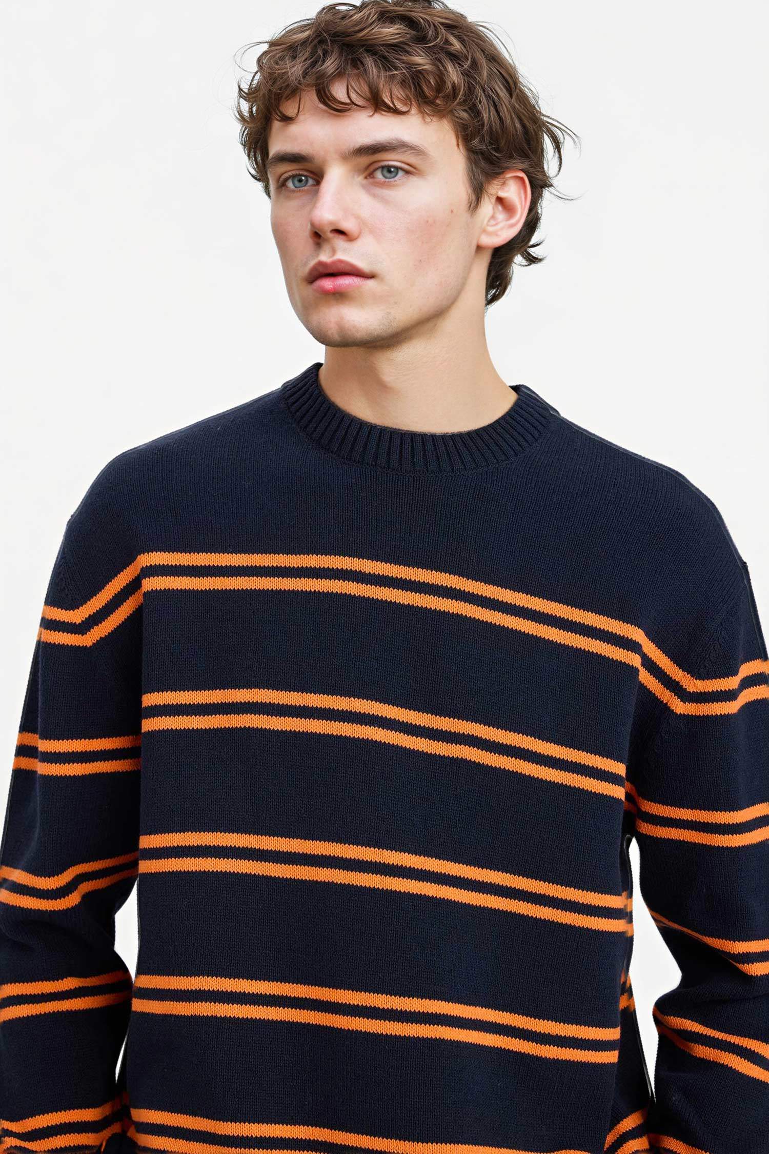 بلوز تريكو قصة مريحة