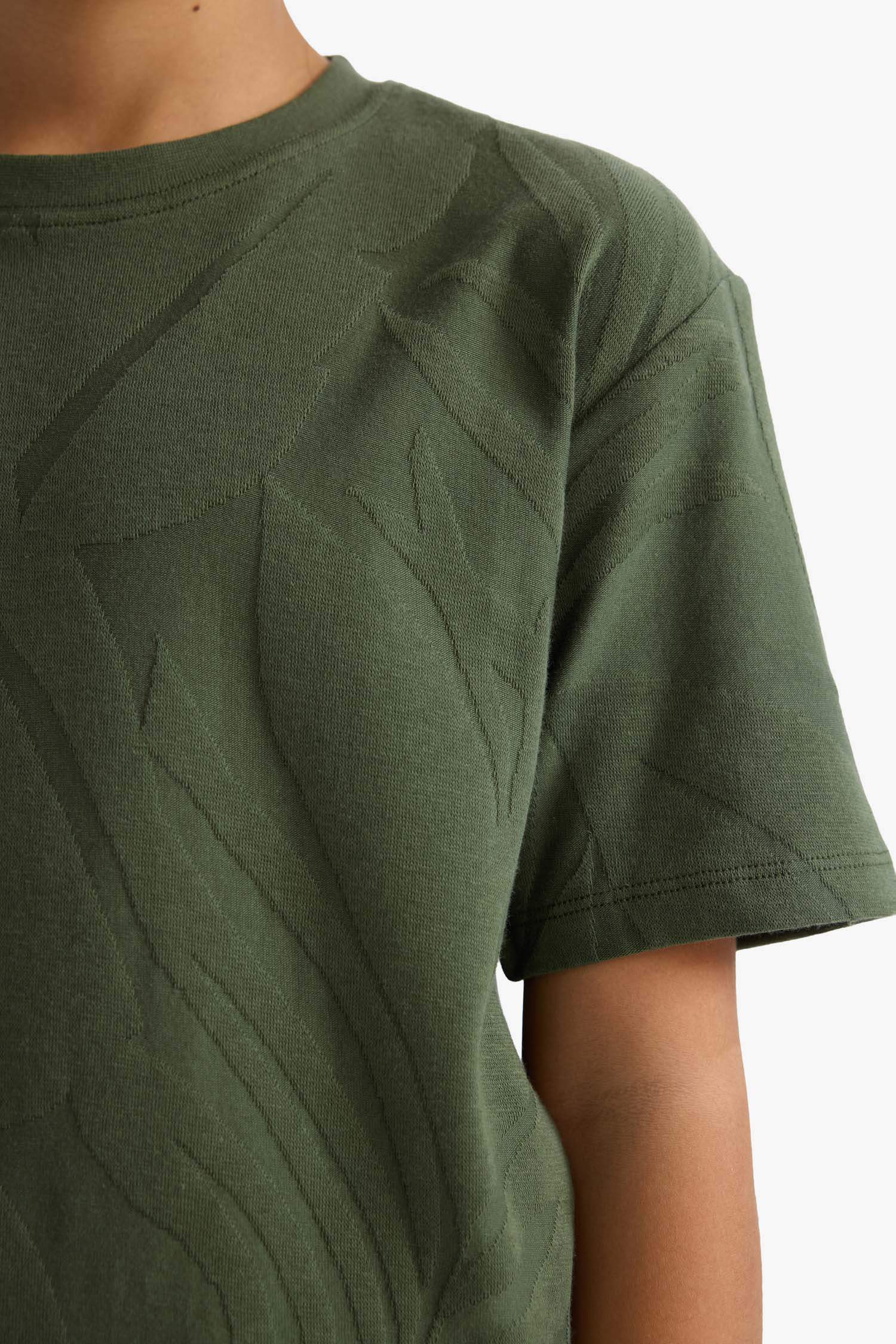 Boy Regular Fit Crew Neck Short Sleeve T-Shirt